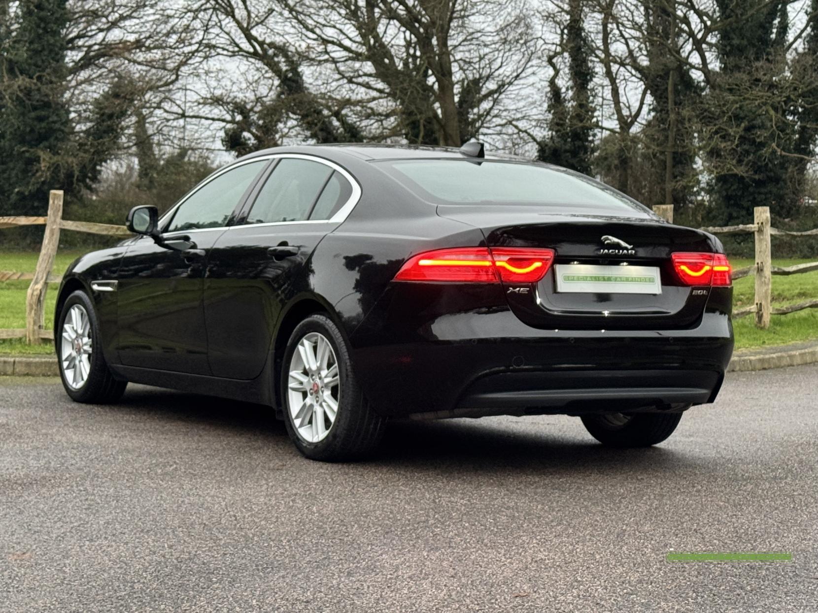 Jaguar XE 2.0i Prestige Saloon 4dr Petrol Auto Euro 6 (s/s) (200 ps)