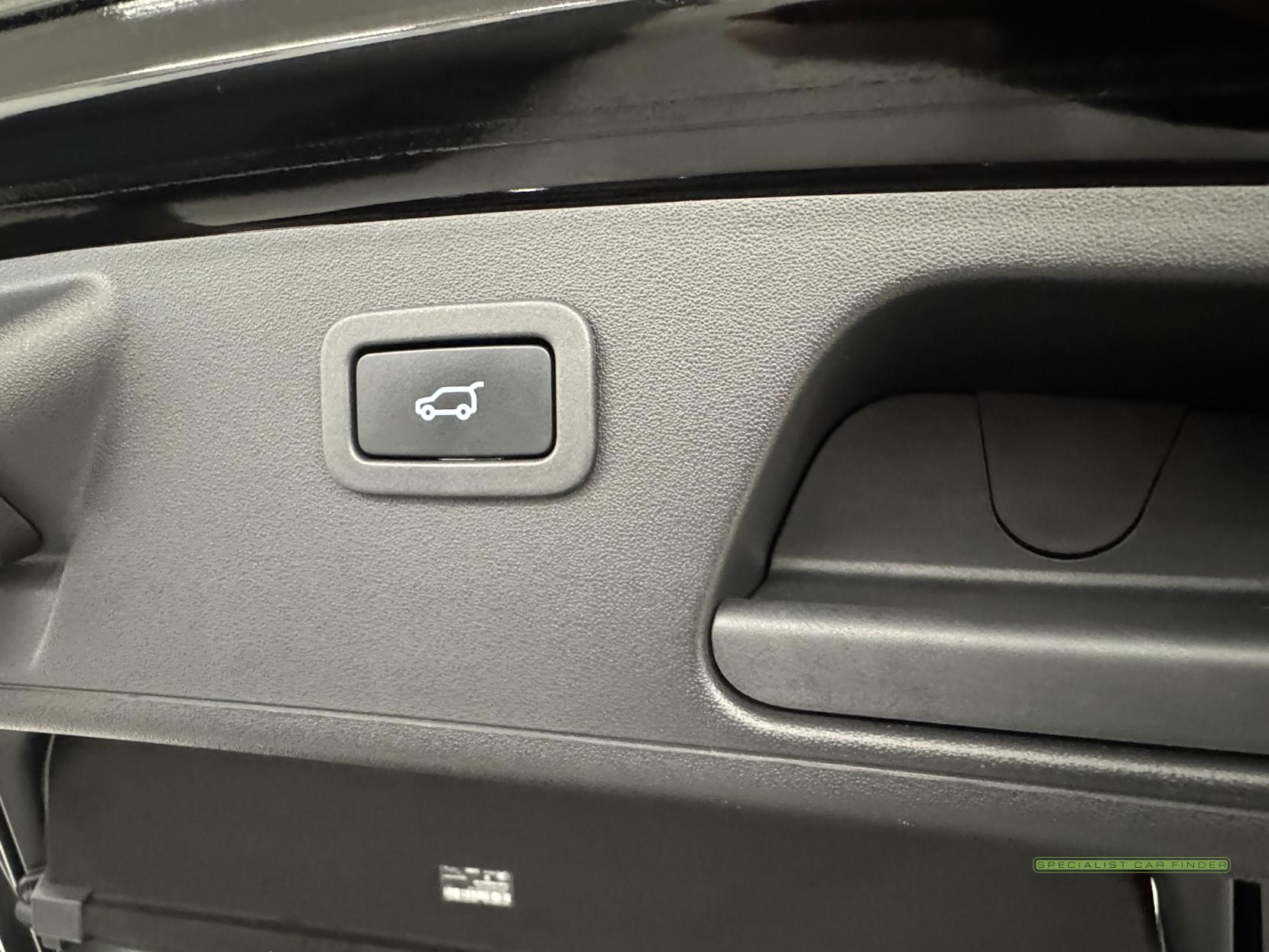 Jaguar E-PACE 2.0 P200 S SUV 5dr Petrol Auto AWD Euro 6 (s/s) (200 ps)