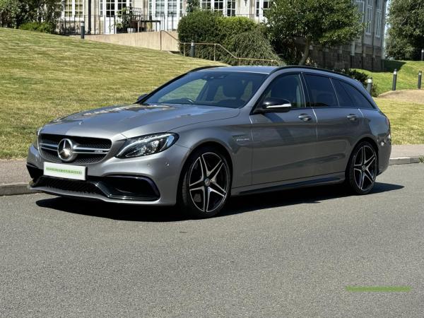 Mercedes-Benz C Class 4.0 C63 V8 BiTurbo AMG Estate 5dr Petrol SpdS MCT Euro 6 (s/s) (476 ps)