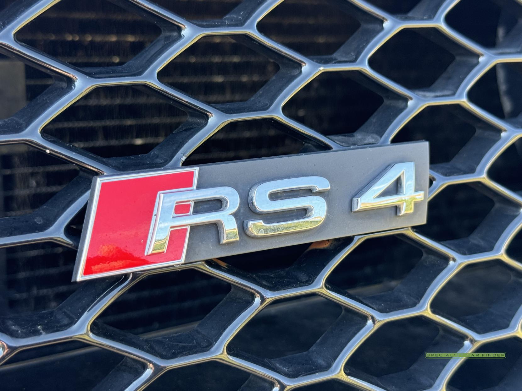 Audi RS4 Avant 4.2 FSI V8 Estate 5dr Petrol S Tronic quattro Euro 5 (450 ps)