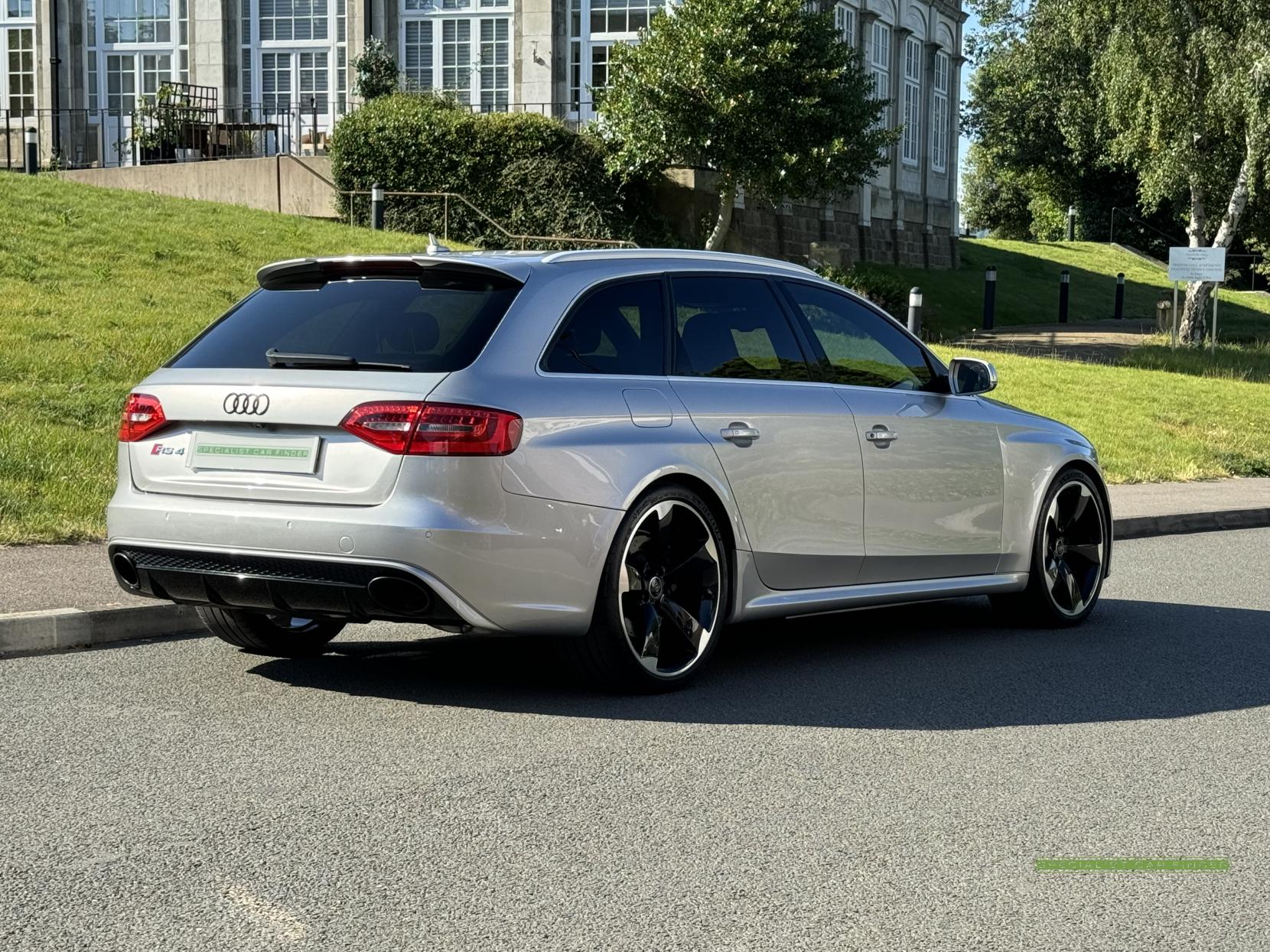 Audi RS4 Avant 4.2 FSI V8 Estate 5dr Petrol S Tronic quattro Euro 5 (450 ps)