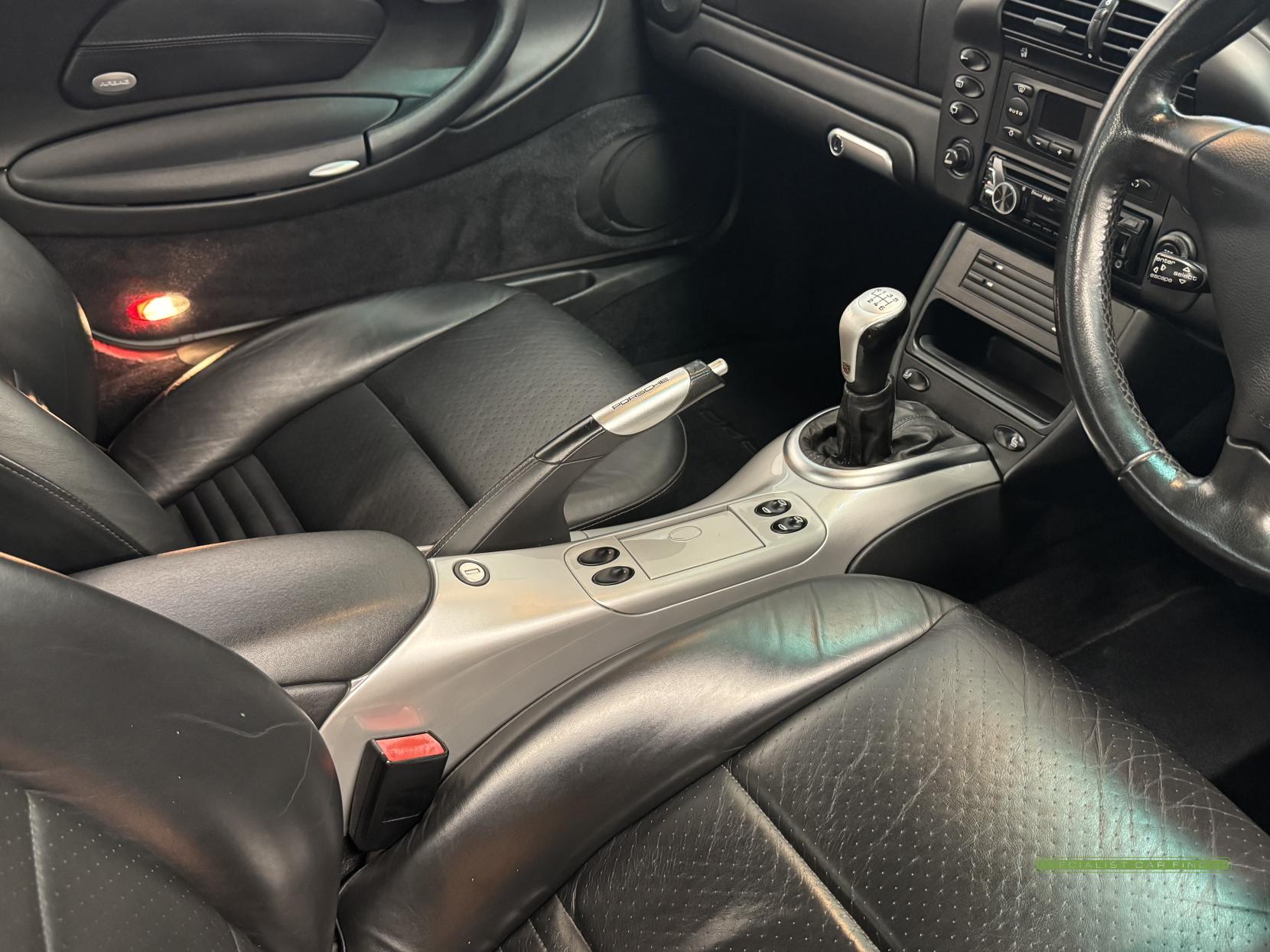 Porsche 911 3.6 996 Carrera 4S Coupe 2dr Petrol Manual AWD (277 g/km, 315 bhp)