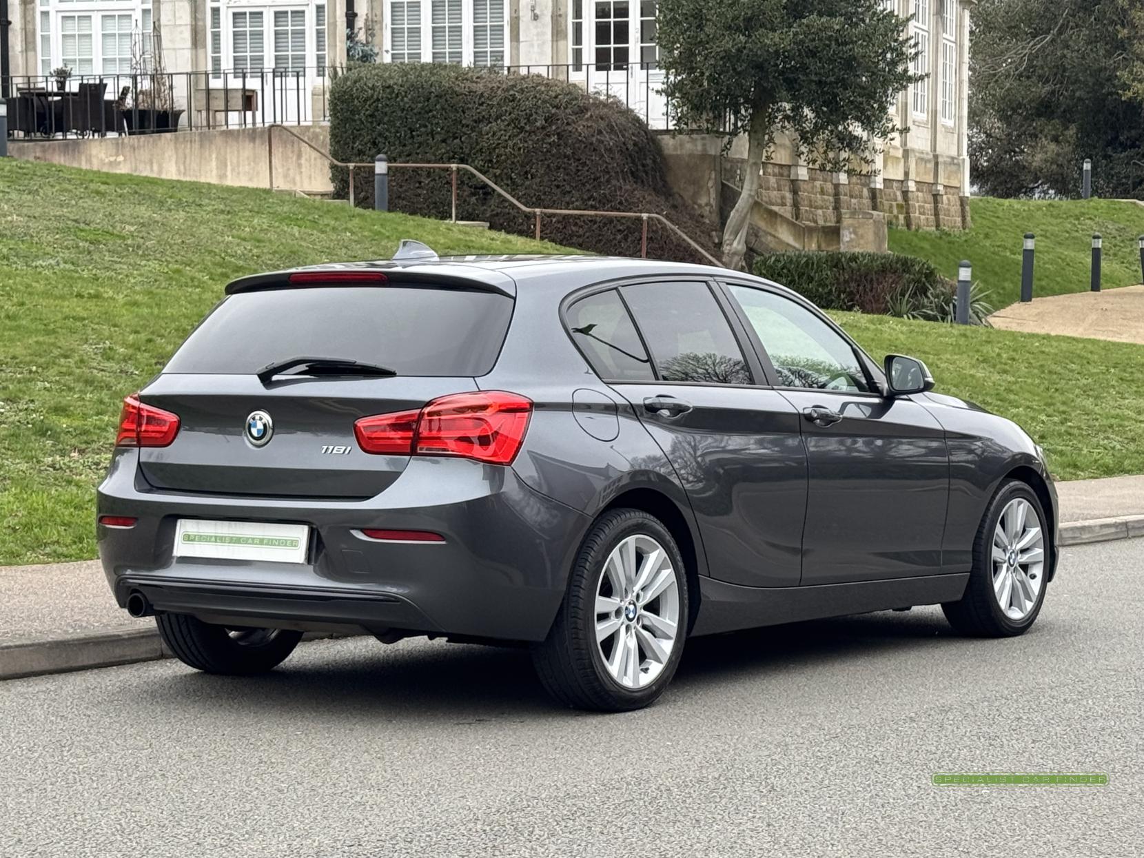 BMW 1 Series 1.5 118i Sport Hatchback 5dr Petrol Manual Euro 6 (s/s) (136 ps)