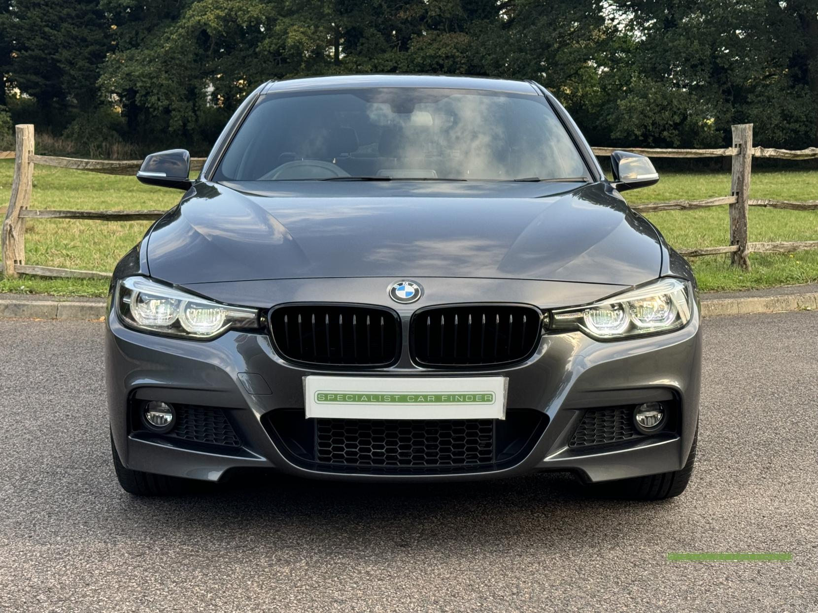 BMW 3 Series 2.0 320i M Sport Shadow Edition Saloon 4dr Petrol Auto xDrive Euro 6 (s/s) (184 ps)