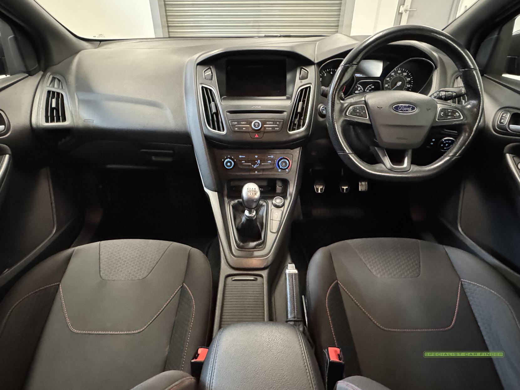 Ford Focus 1.5T EcoBoost ST-Line Hatchback 5dr Petrol Manual Euro 6 (s/s) (150 ps)