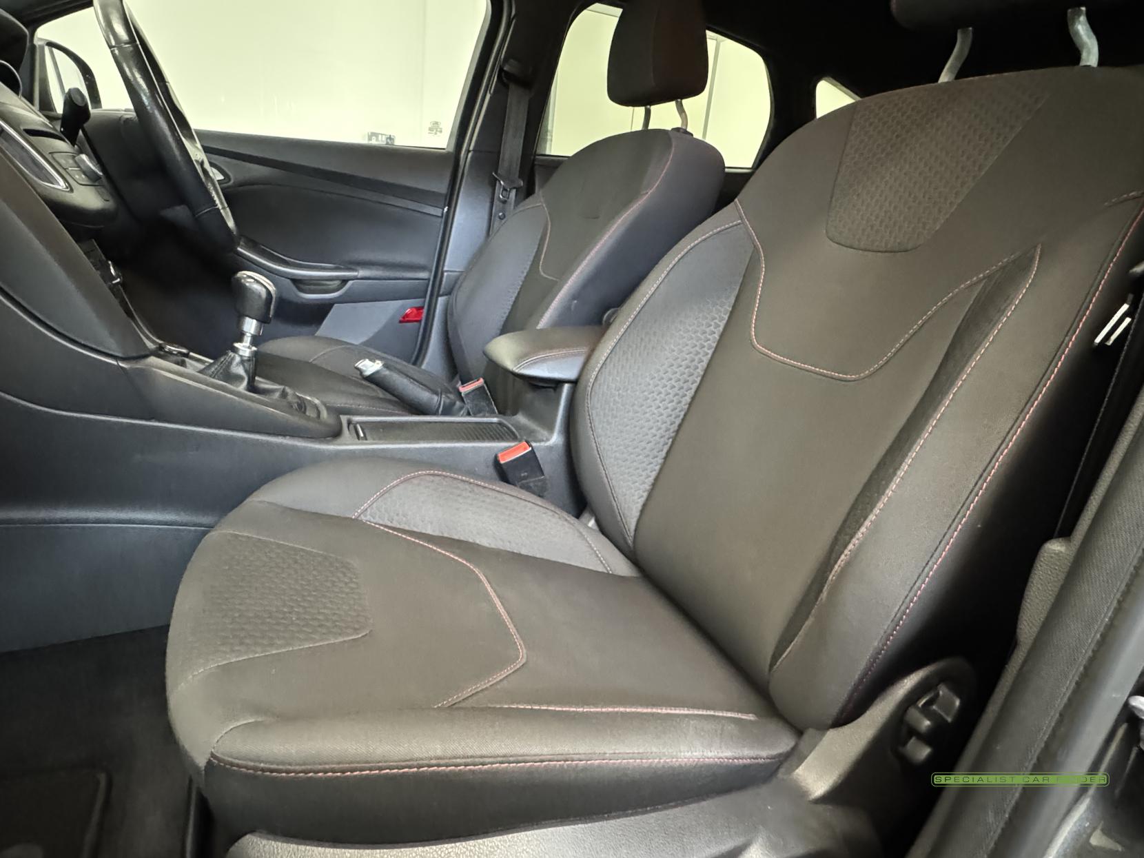 Ford Focus 1.5T EcoBoost ST-Line Hatchback 5dr Petrol Manual Euro 6 (s/s) (150 ps)