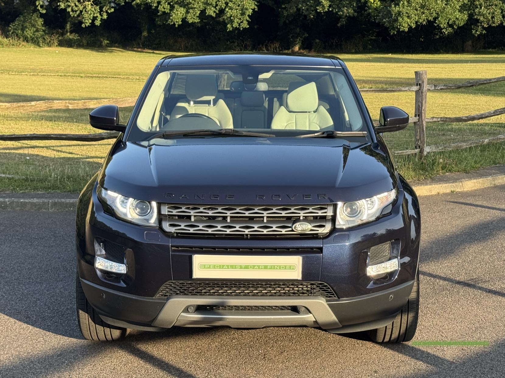 Land Rover Range Rover Evoque 2.2 SD4 Pure Tech SUV 5dr Diesel Auto 4WD Euro 5 (s/s) (190 ps)