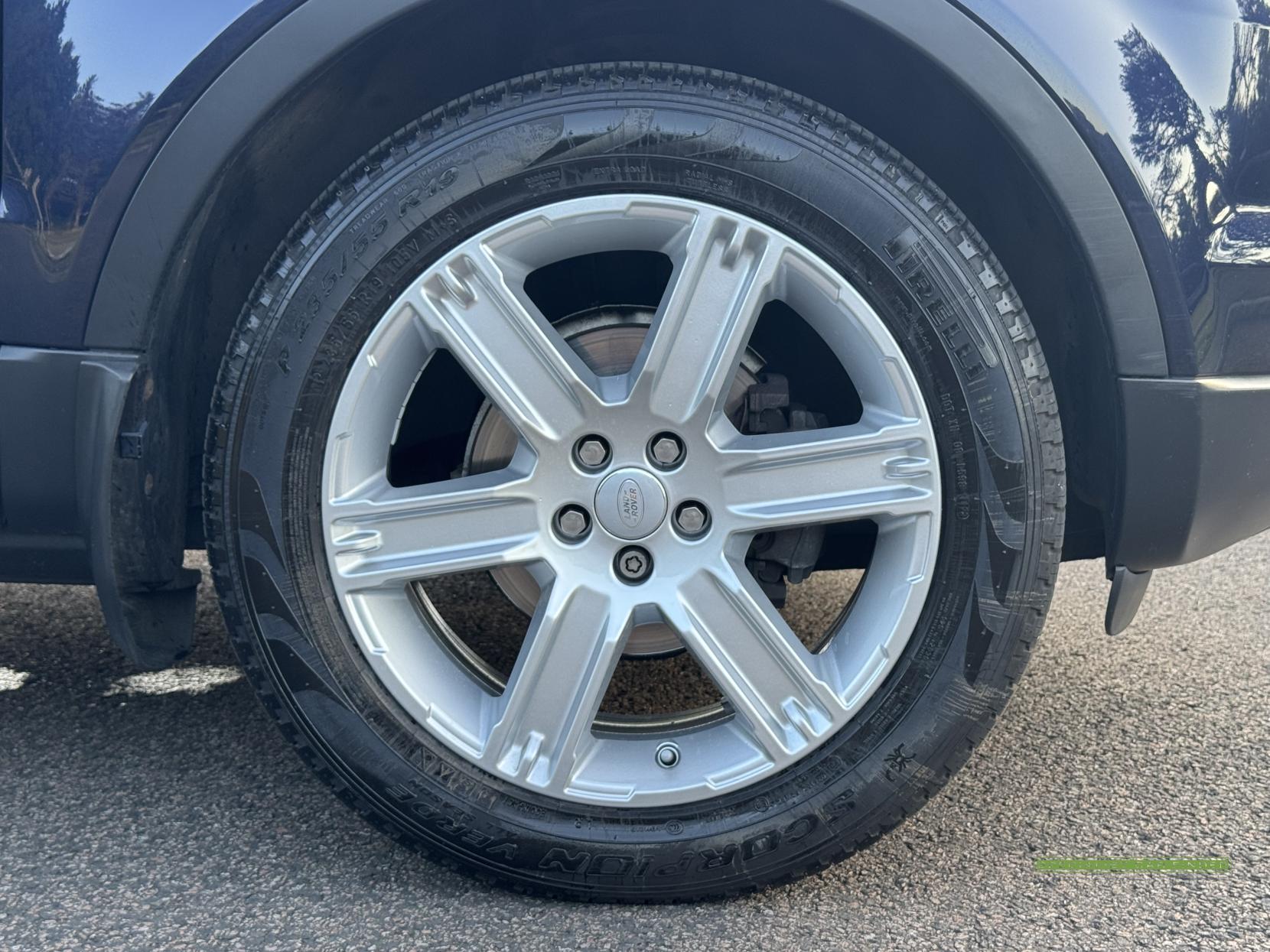 Land Rover Range Rover Evoque 2.2 SD4 Pure Tech SUV 5dr Diesel Auto 4WD Euro 5 (s/s) (190 ps)
