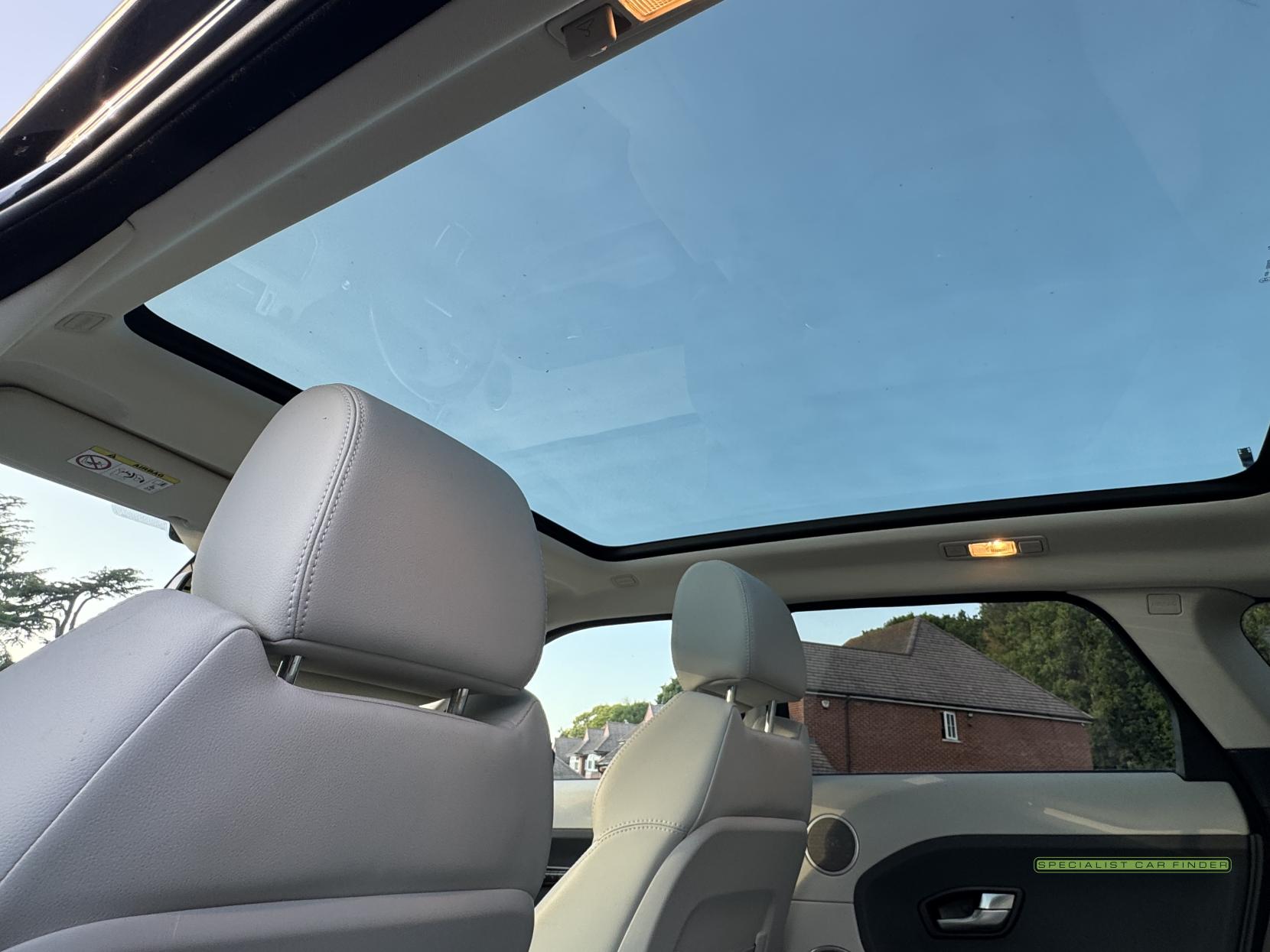 Land Rover Range Rover Evoque 2.2 SD4 Pure Tech SUV 5dr Diesel Auto 4WD Euro 5 (s/s) (190 ps)