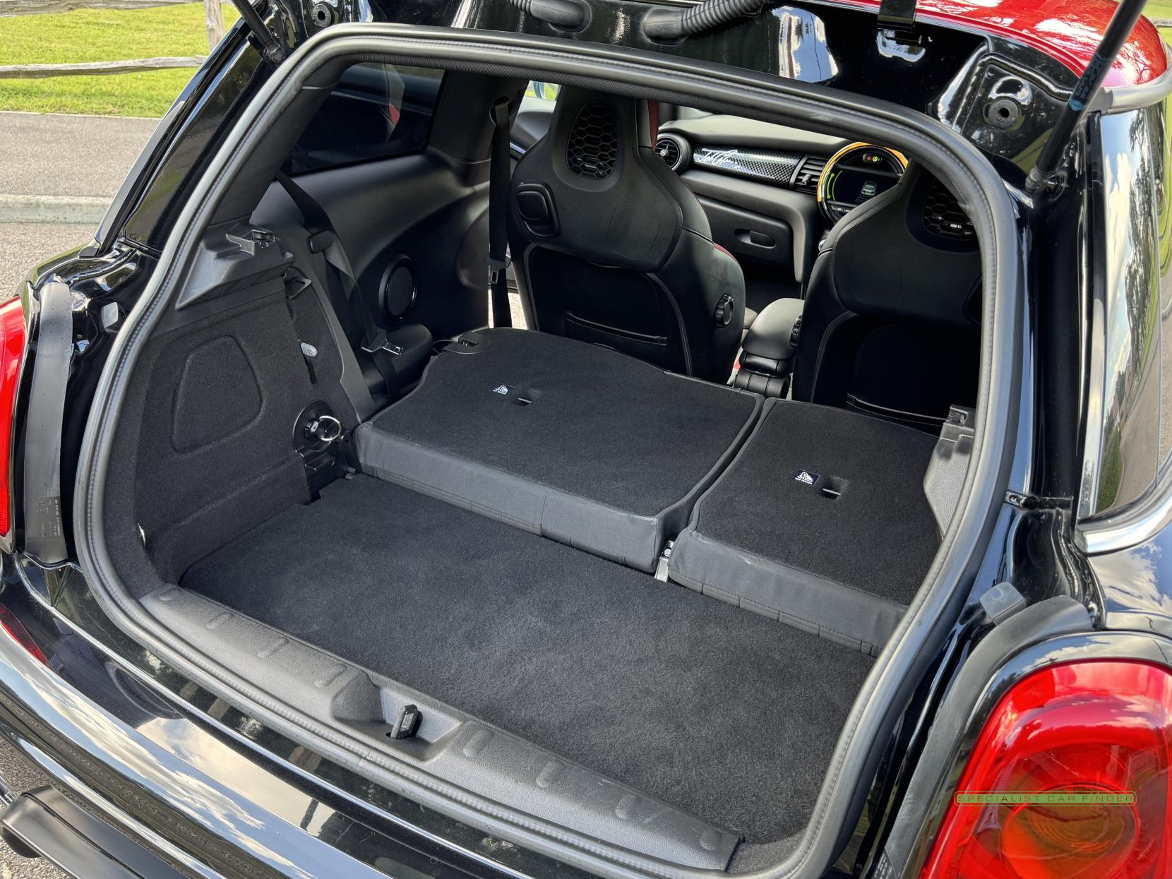 MINI Hatch 2.0 John Cooper Works Hatchback 3dr Petrol Auto Euro 6 (s/s) (231 ps)