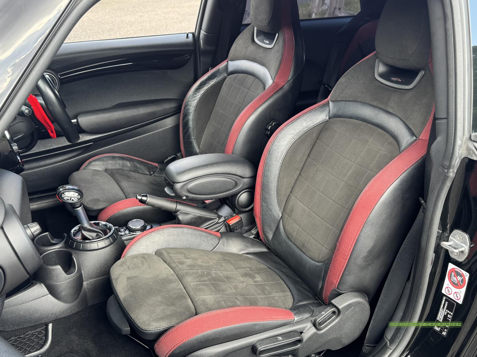 MINI Hatch 2.0 John Cooper Works Hatchback 3dr Petrol Auto Euro 6 (s/s) (231 ps)