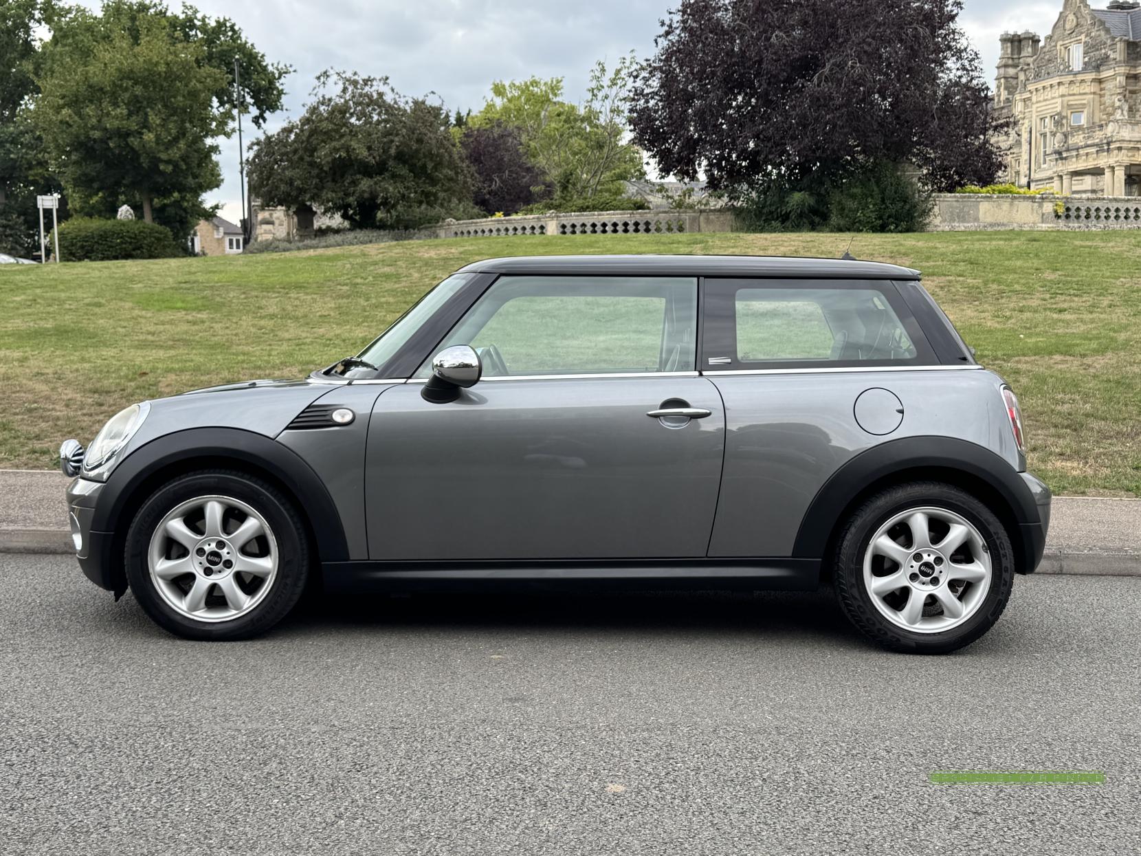 MINI Hatch 1.6 Cooper Graphite Hatchback 3dr Petrol Manual Euro 4 (120 ps)