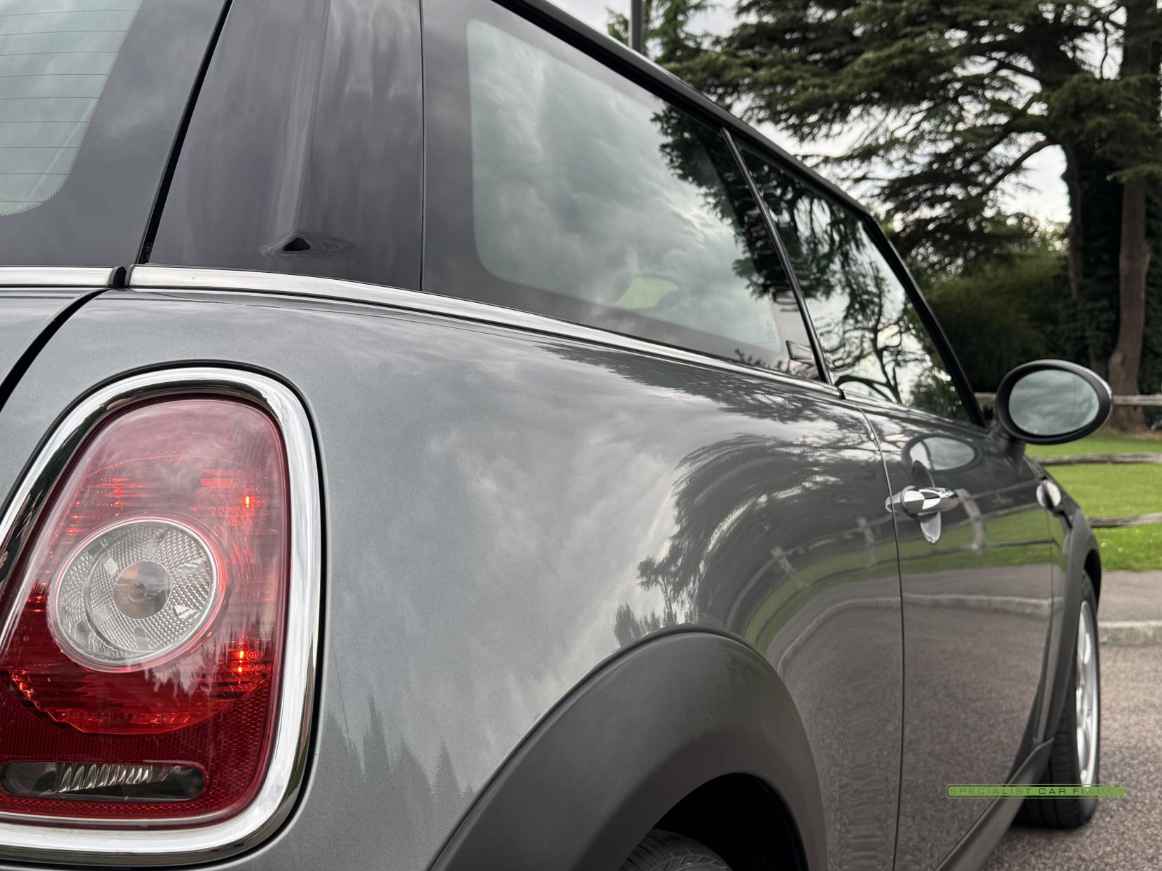MINI Hatch 1.6 Cooper Graphite Hatchback 3dr Petrol Manual Euro 4 (120 ps)