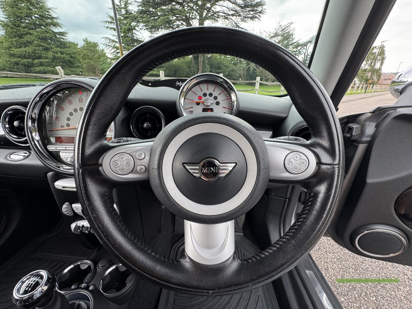 MINI Hatch 1.6 Cooper Graphite Hatchback 3dr Petrol Manual Euro 4 (120 ps)