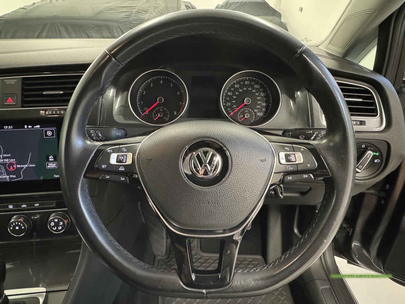 Volkswagen Golf 1.0 TSI SE Nav Hatchback 5dr Petrol DSG Euro 6 (s/s) (110 bhp)