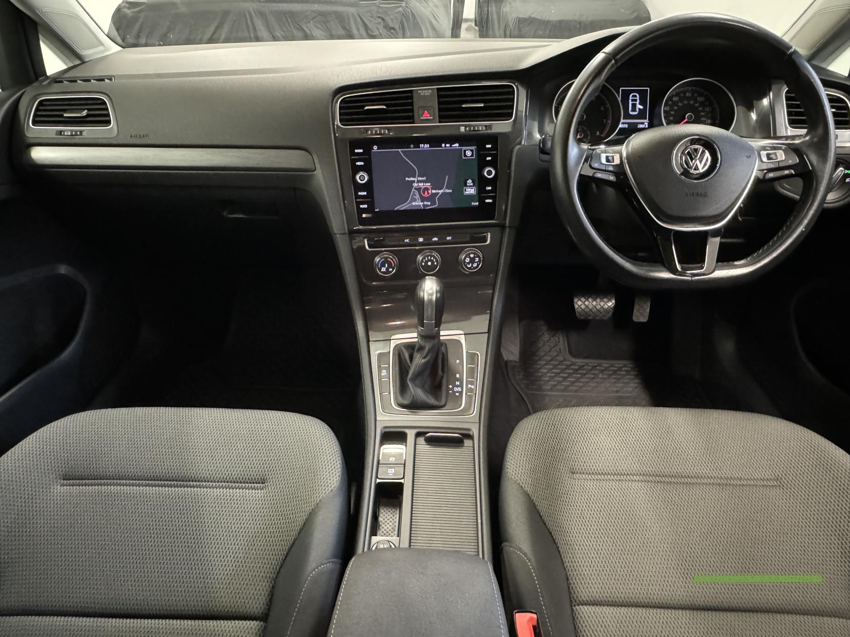 Volkswagen Golf 1.0 TSI SE Nav Hatchback 5dr Petrol DSG Euro 6 (s/s) (110 bhp)