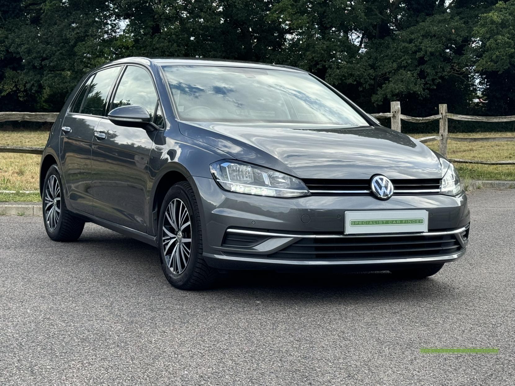 Volkswagen Golf 1.0 TSI SE Nav Hatchback 5dr Petrol DSG Euro 6 (s/s) (110 bhp)