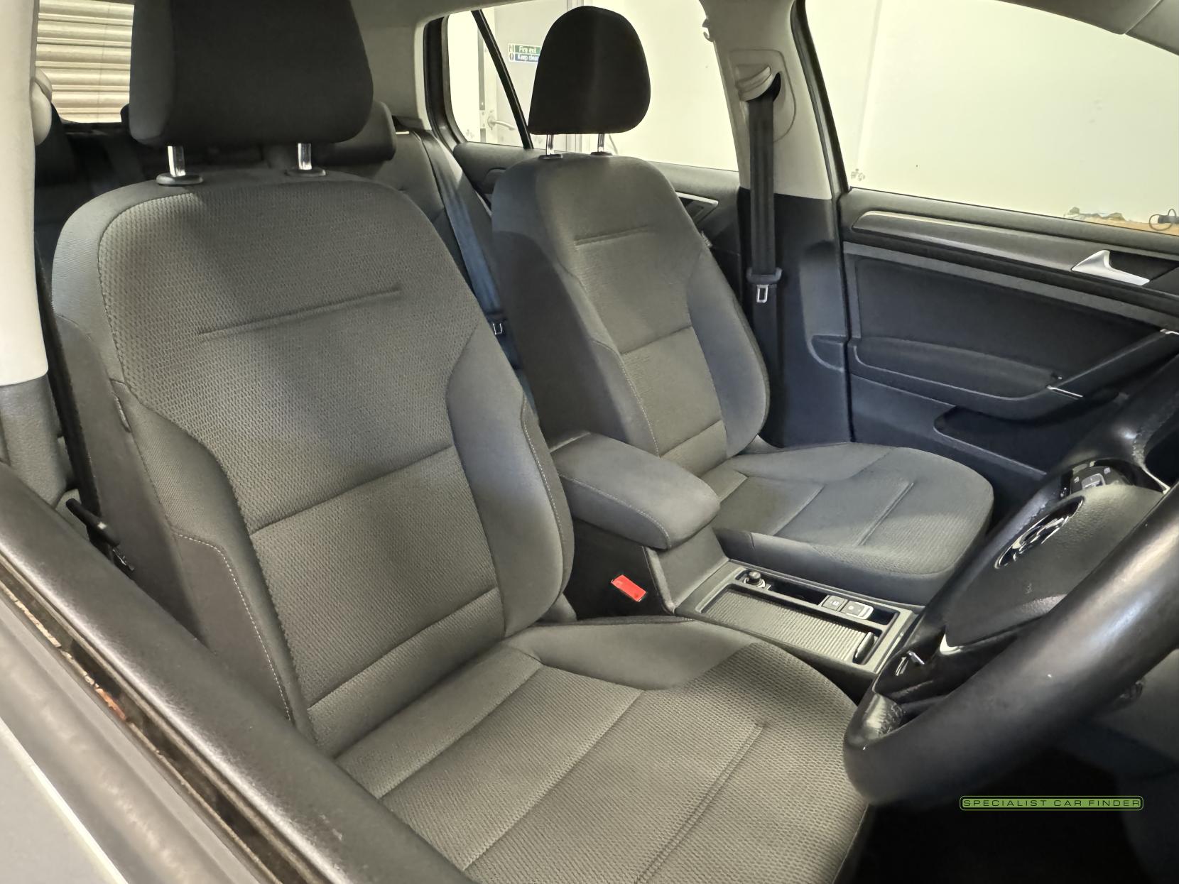 Volkswagen Golf 1.0 TSI SE Nav Hatchback 5dr Petrol DSG Euro 6 (s/s) (110 bhp)
