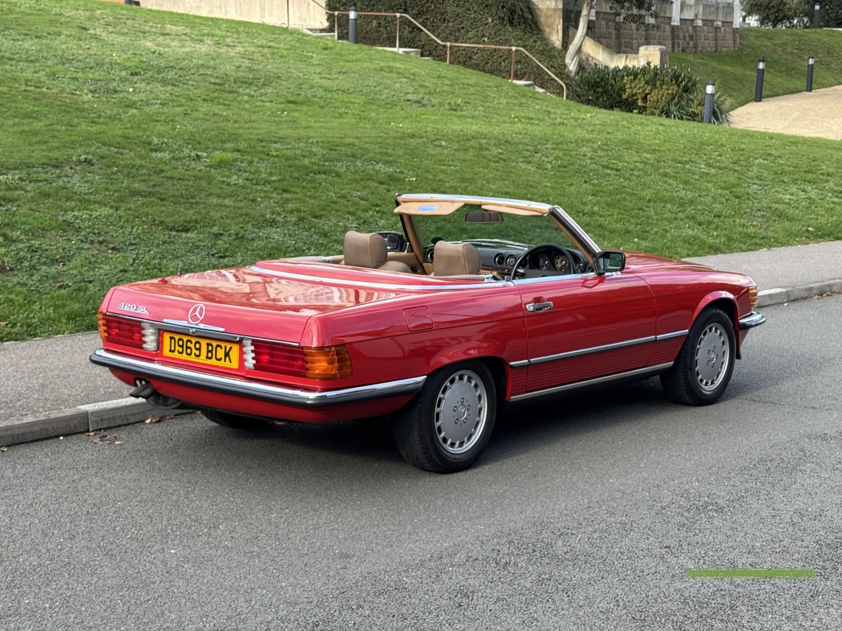 Mercedes-Benz SL 4.2 Convertible 2dr Petrol Automatic (218 bhp)