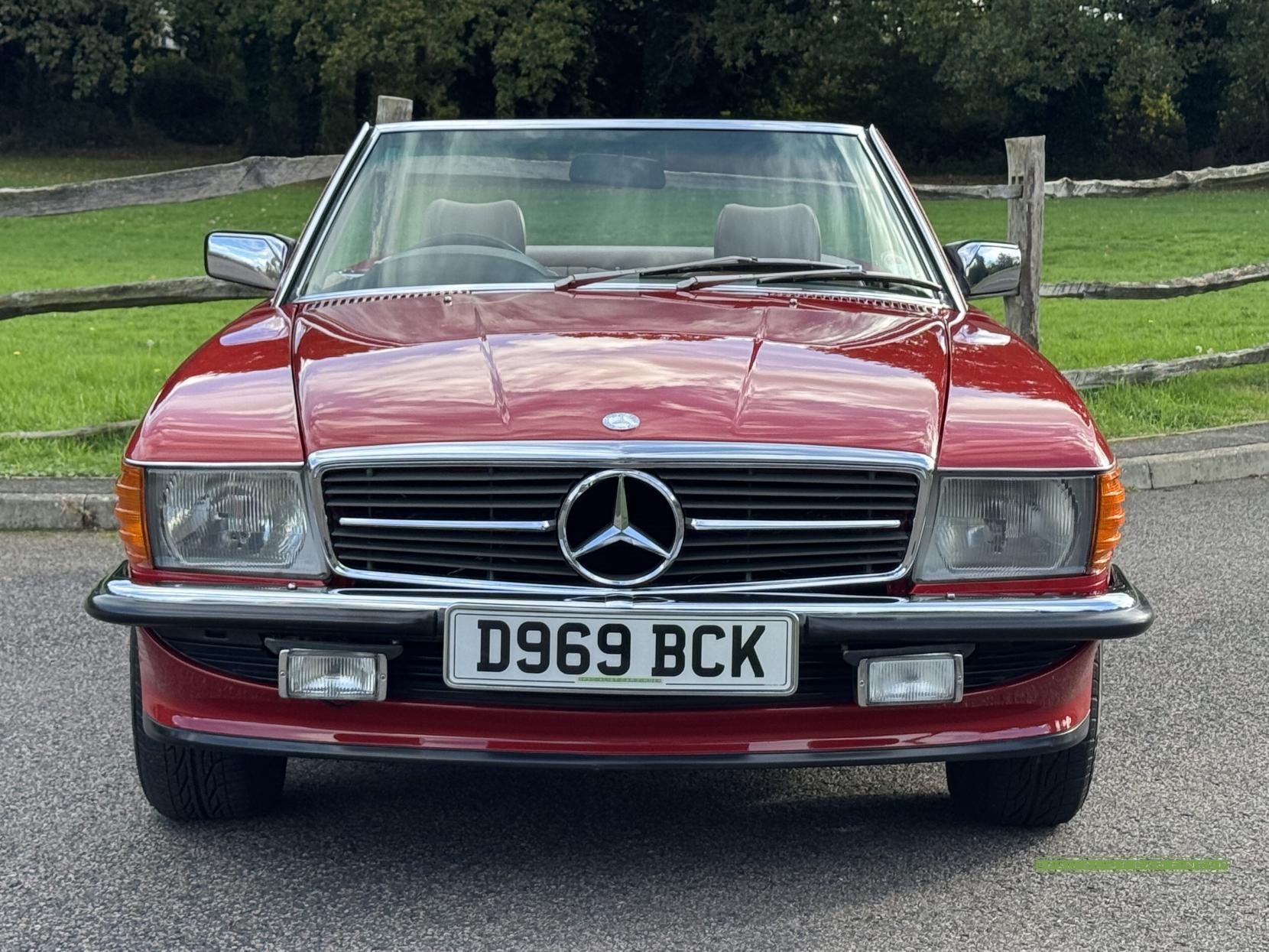 Mercedes-Benz SL 4.2 Convertible 2dr Petrol Automatic (218 bhp)