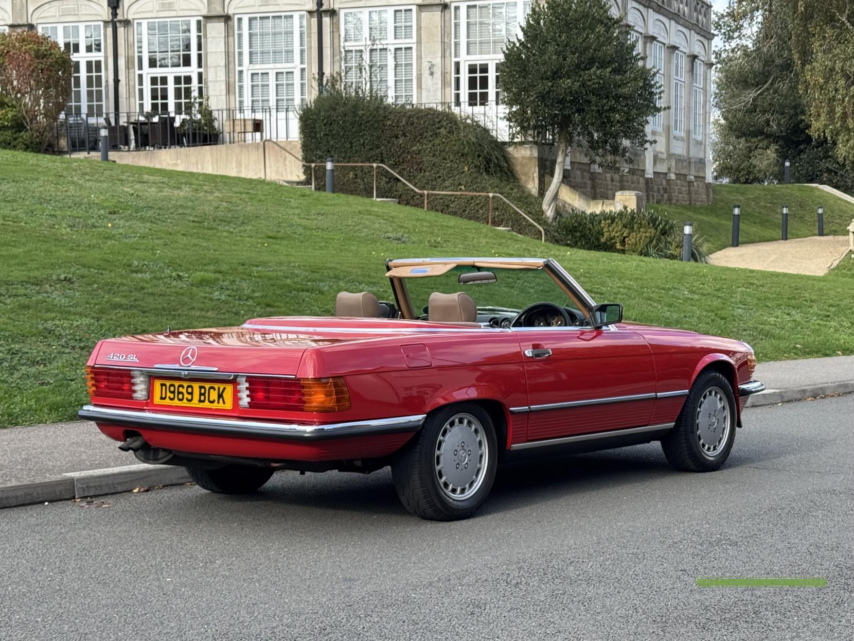 Mercedes-Benz SL 4.2 Convertible 2dr Petrol Automatic (218 bhp)