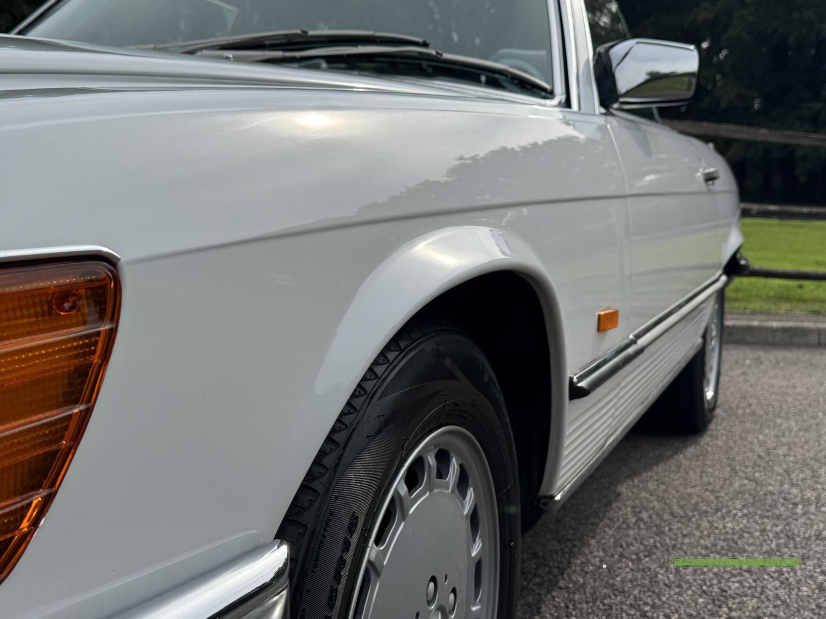 Mercedes-Benz SL 4.2 Convertible 2dr Petrol Automatic (218 bhp)