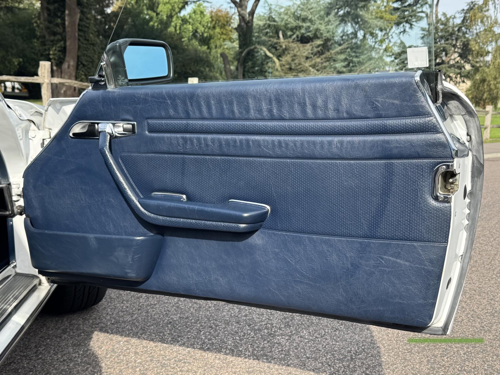 Mercedes-Benz SL 4.2 Convertible 2dr Petrol Automatic (218 bhp)