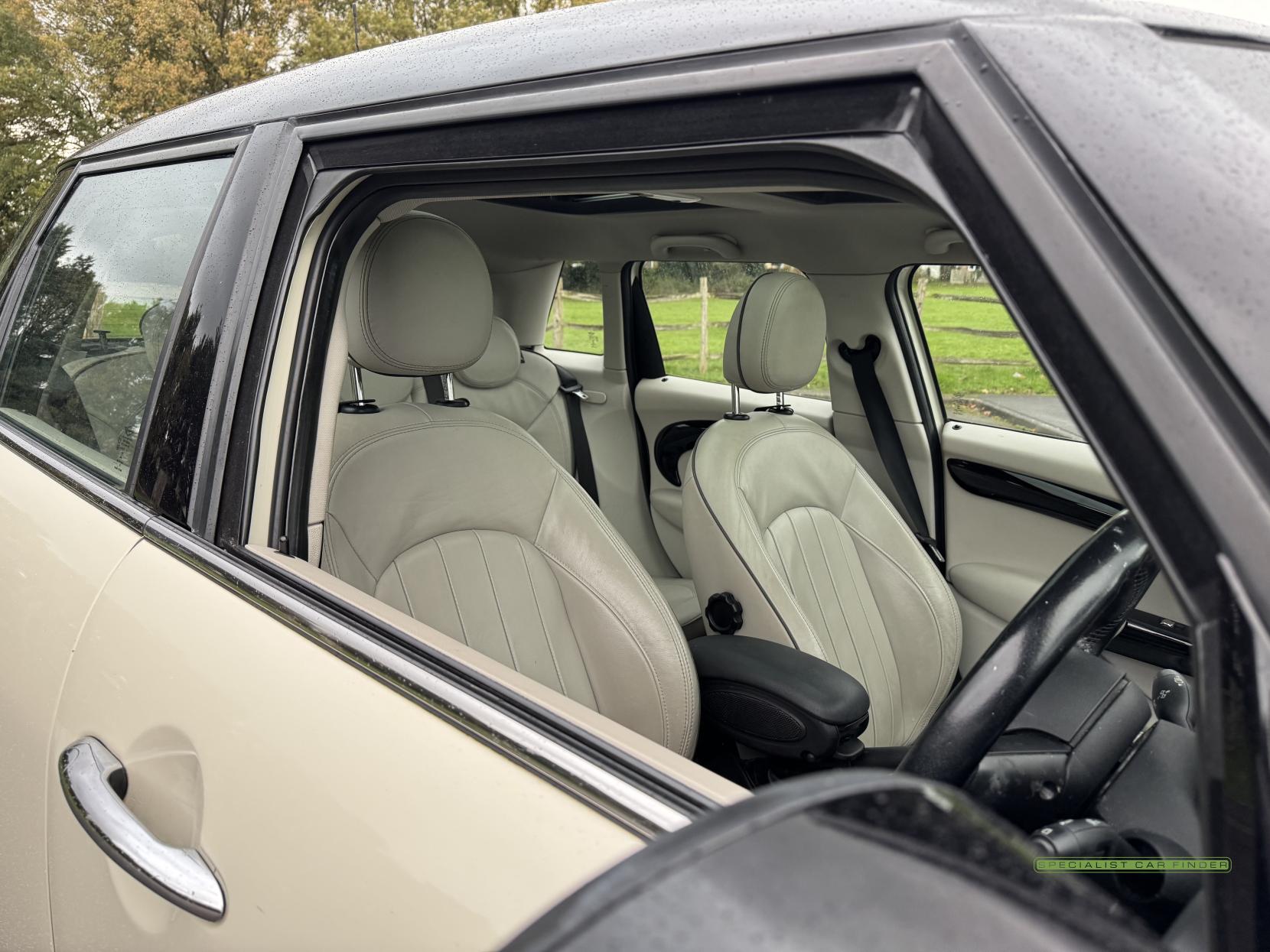 MINI Hatch 1.5 Cooper Hatchback 5dr Petrol Auto Euro 6 (s/s) (136 ps)