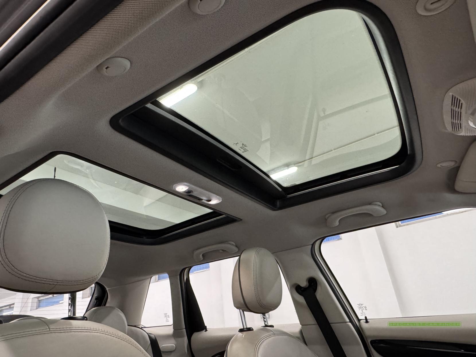 MINI Hatch 1.5 Cooper Hatchback 5dr Petrol Auto Euro 6 (s/s) (136 ps)