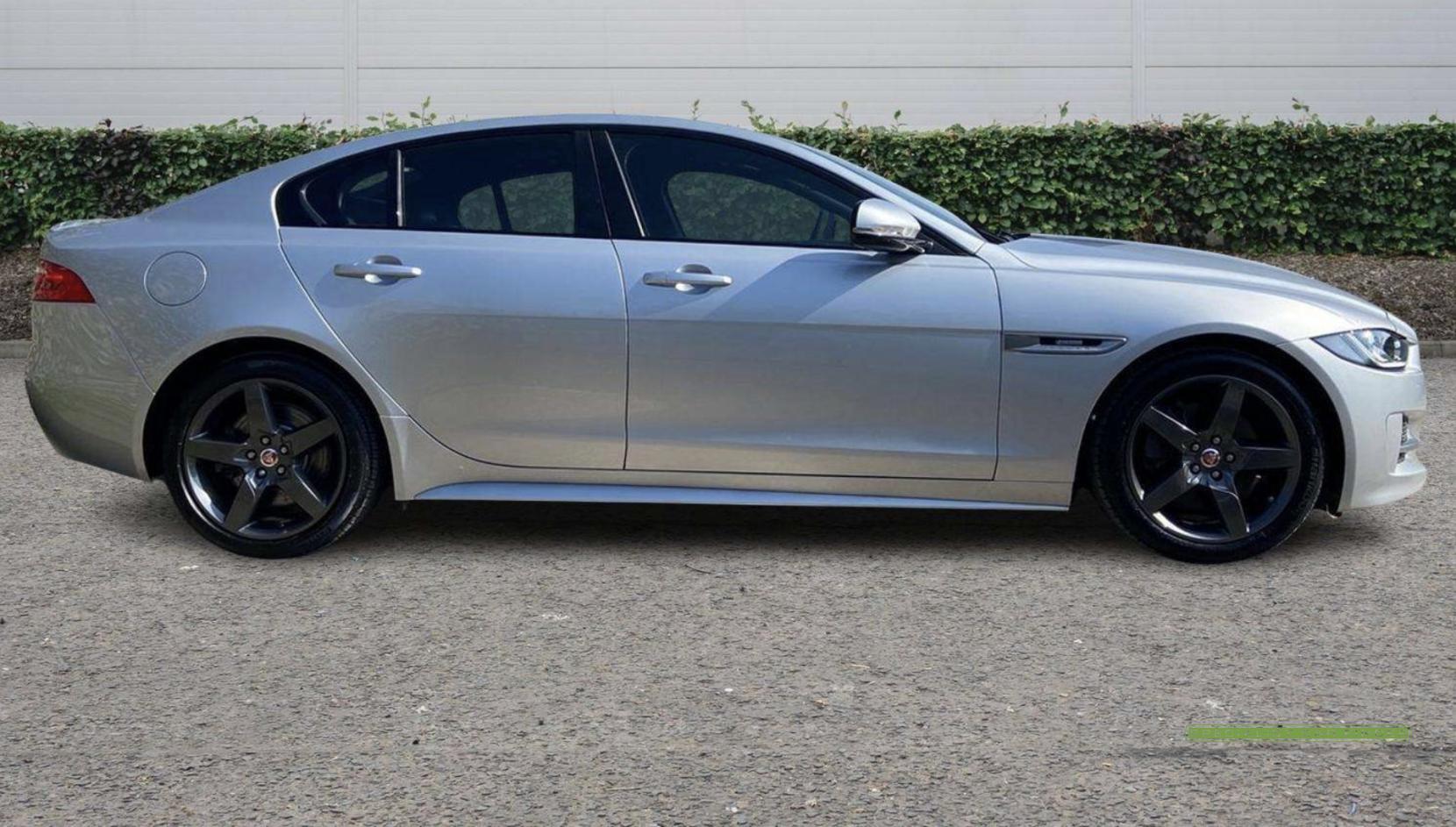 Jaguar XE 2.0 GTDi R-Sport Saloon 4dr Petrol Auto Euro 6 (s/s) (240 ps)