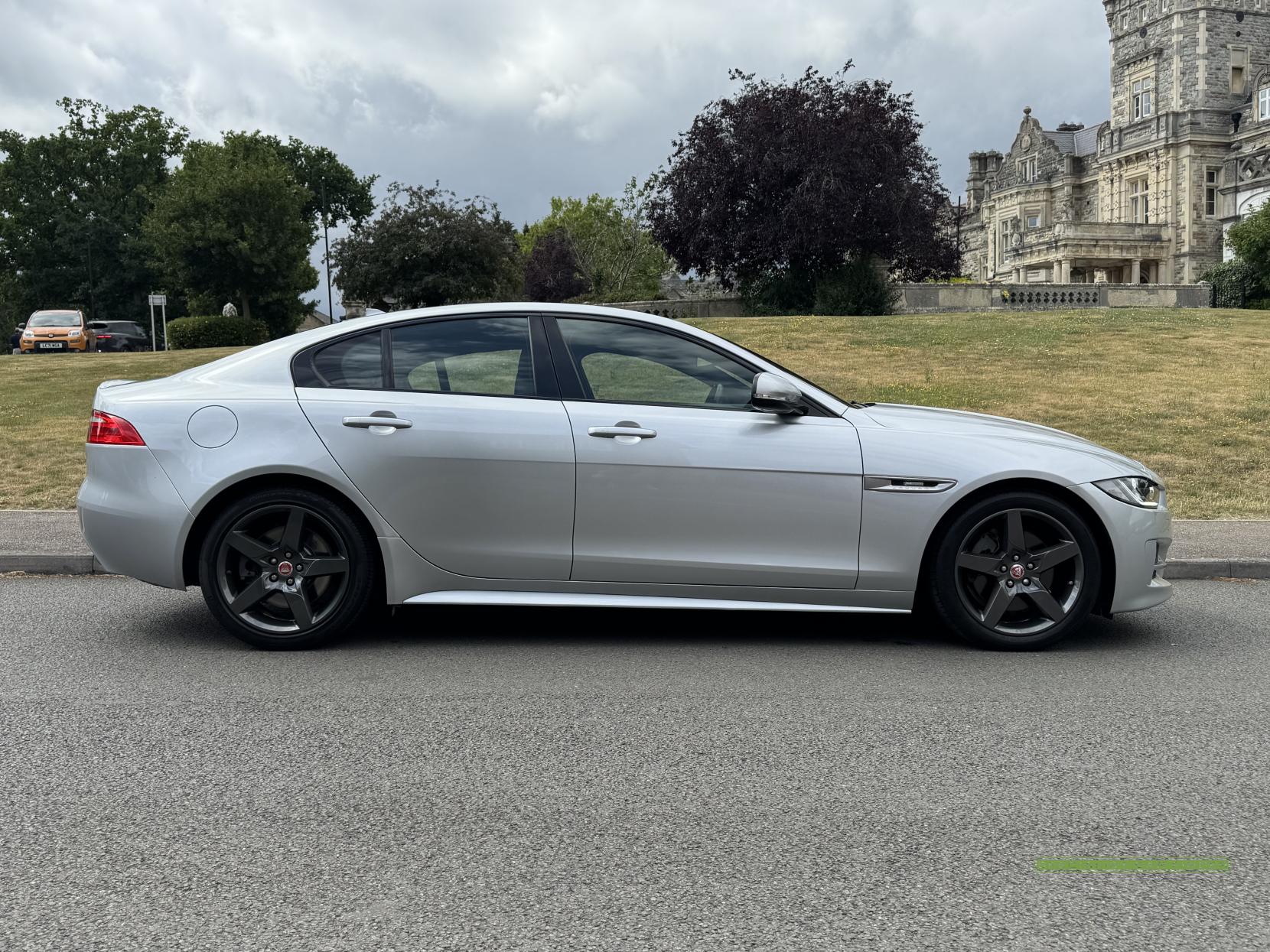 Jaguar XE 2.0 GTDi R-Sport Saloon 4dr Petrol Auto Euro 6 (s/s) (240 ps)