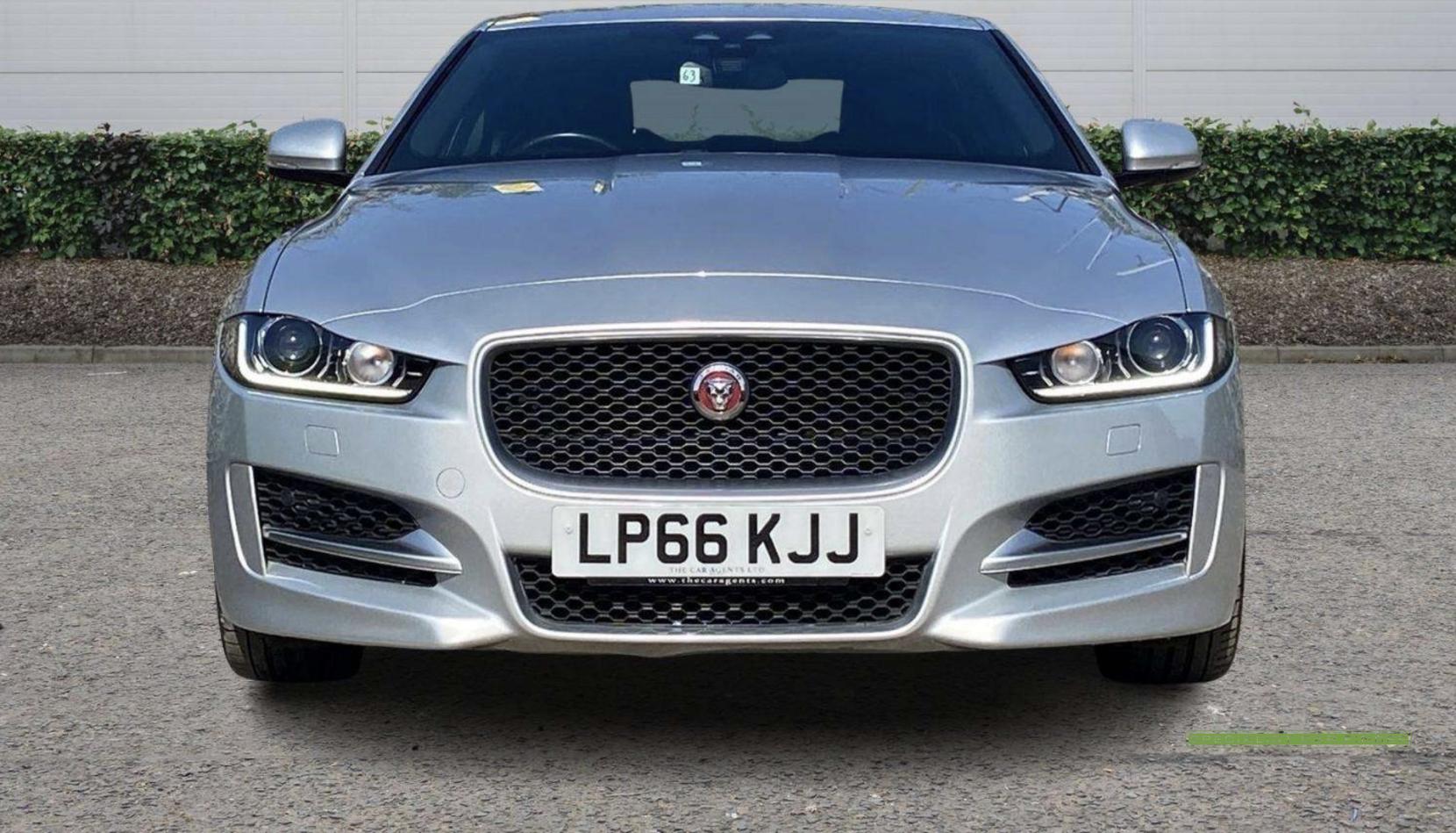 Jaguar XE 2.0 GTDi R-Sport Saloon 4dr Petrol Auto Euro 6 (s/s) (240 ps)