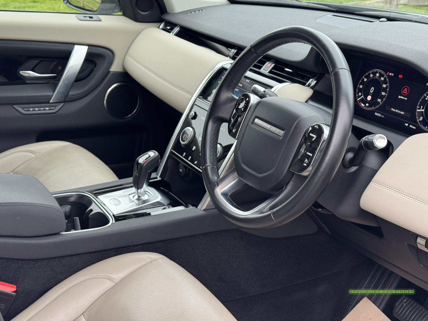 Land Rover Discovery Sport 2.0 P200 MHEV SE SUV 5dr Petrol Auto 4WD Euro 6 (s/s) (200 ps)