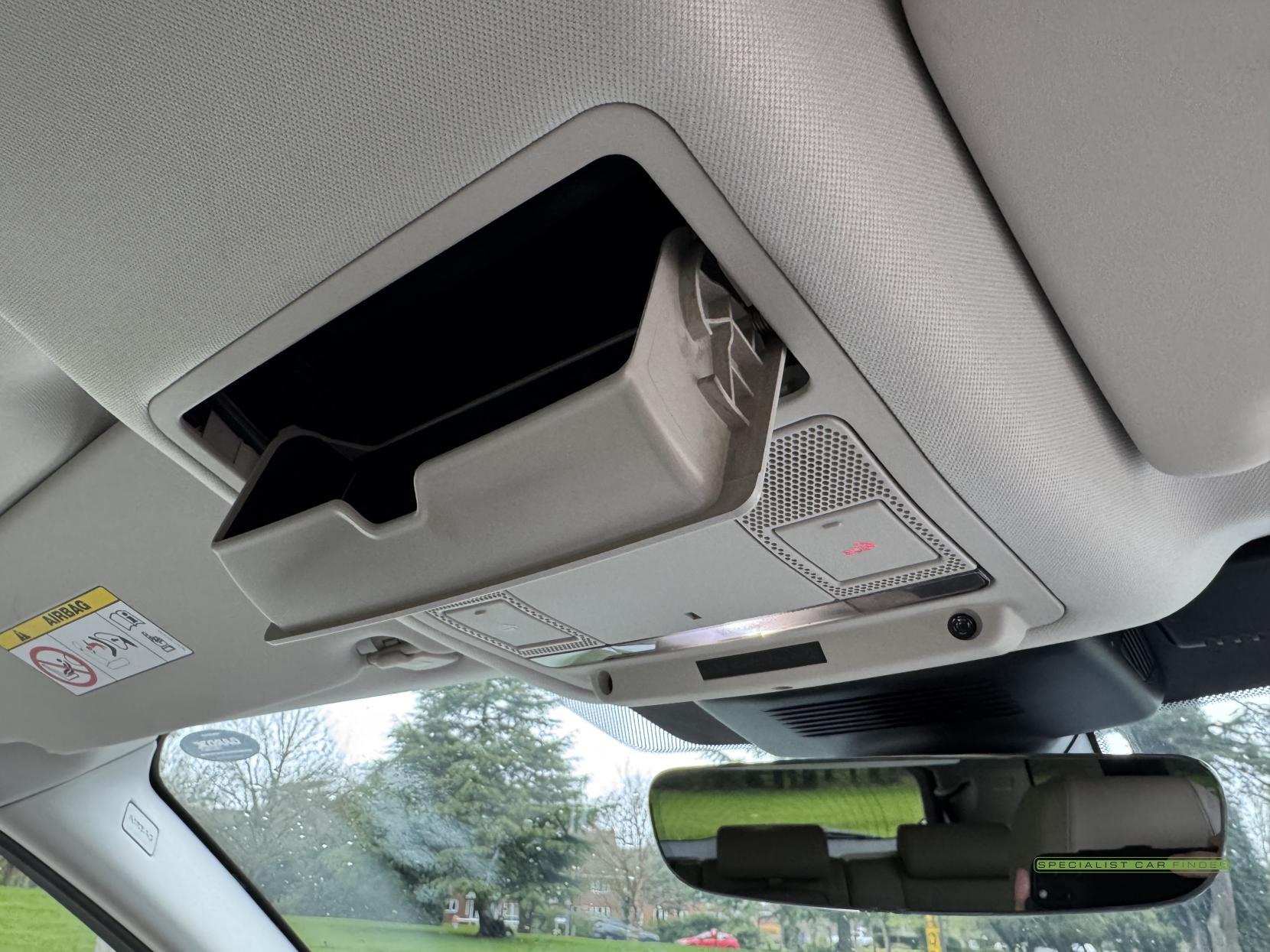 Land Rover Discovery Sport 2.0 P200 MHEV SE SUV 5dr Petrol Auto 4WD Euro 6 (s/s) (200 ps)