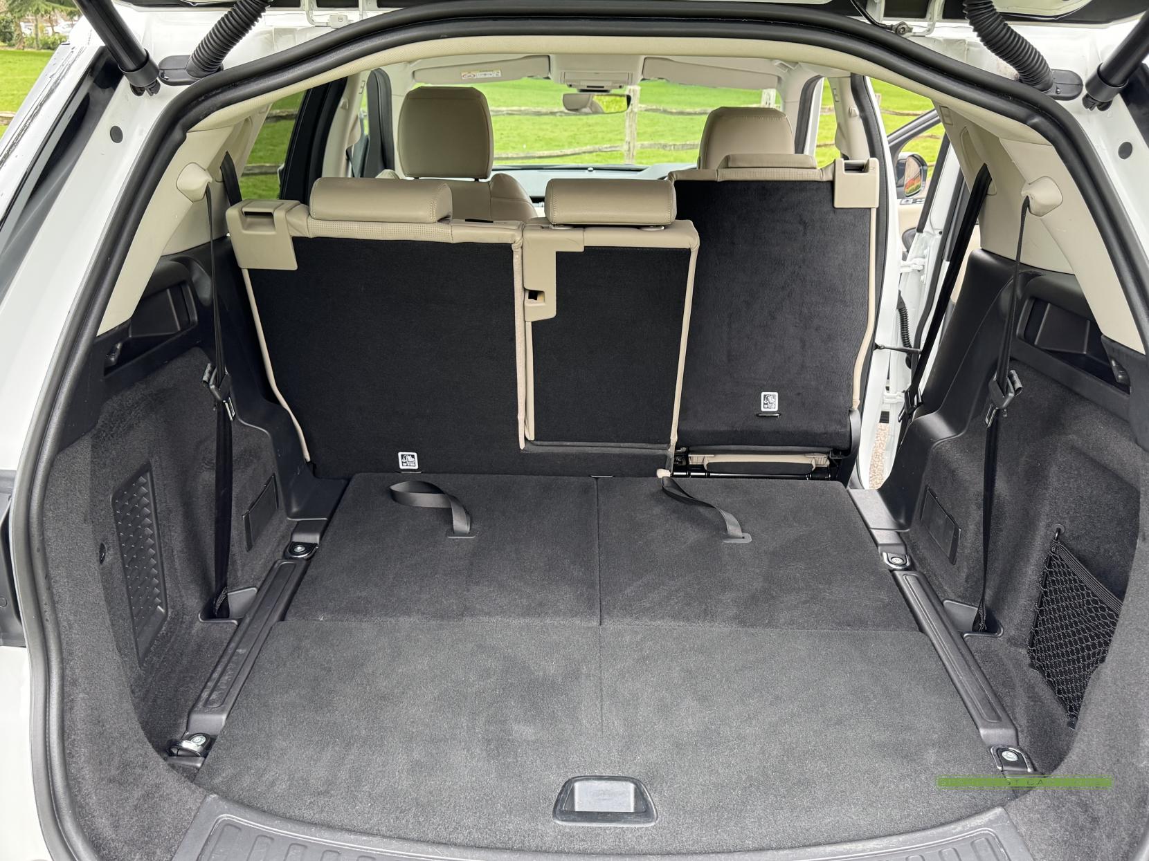 Land Rover Discovery Sport 2.0 P200 MHEV SE SUV 5dr Petrol Auto 4WD Euro 6 (s/s) (200 ps)