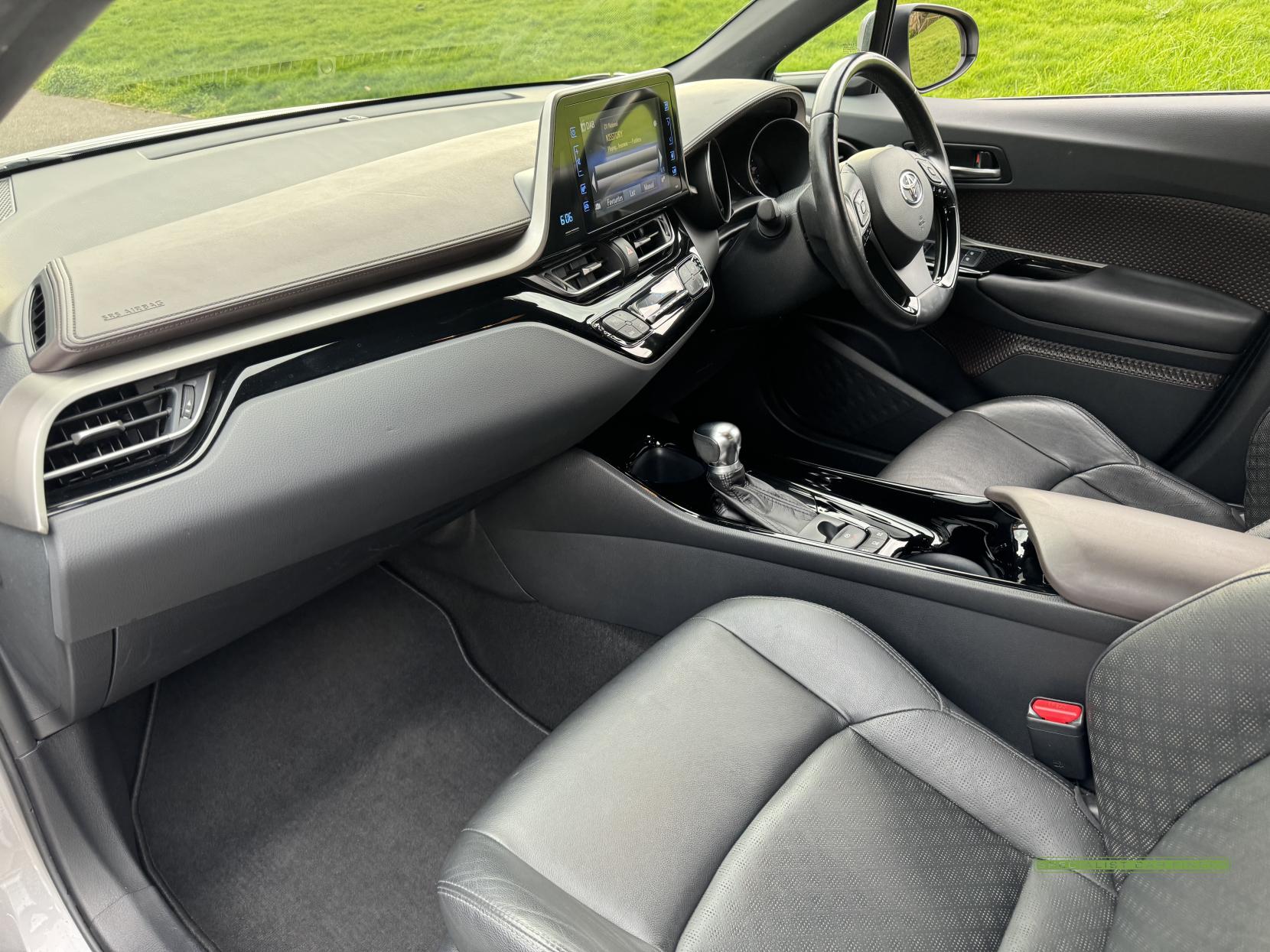 Toyota C-HR 1.8 VVT-h Excel SUV 5dr Petrol Hybrid CVT Euro 6 (s/s) (122 ps)
