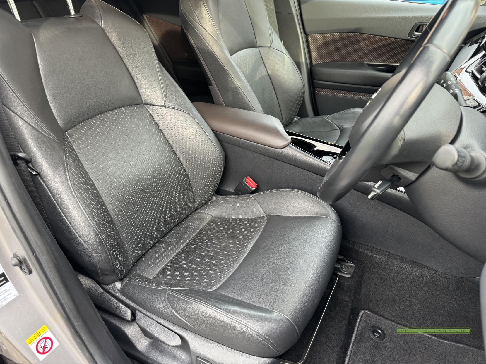Toyota C-HR 1.8 VVT-h Excel SUV 5dr Petrol Hybrid CVT Euro 6 (s/s) (122 ps)
