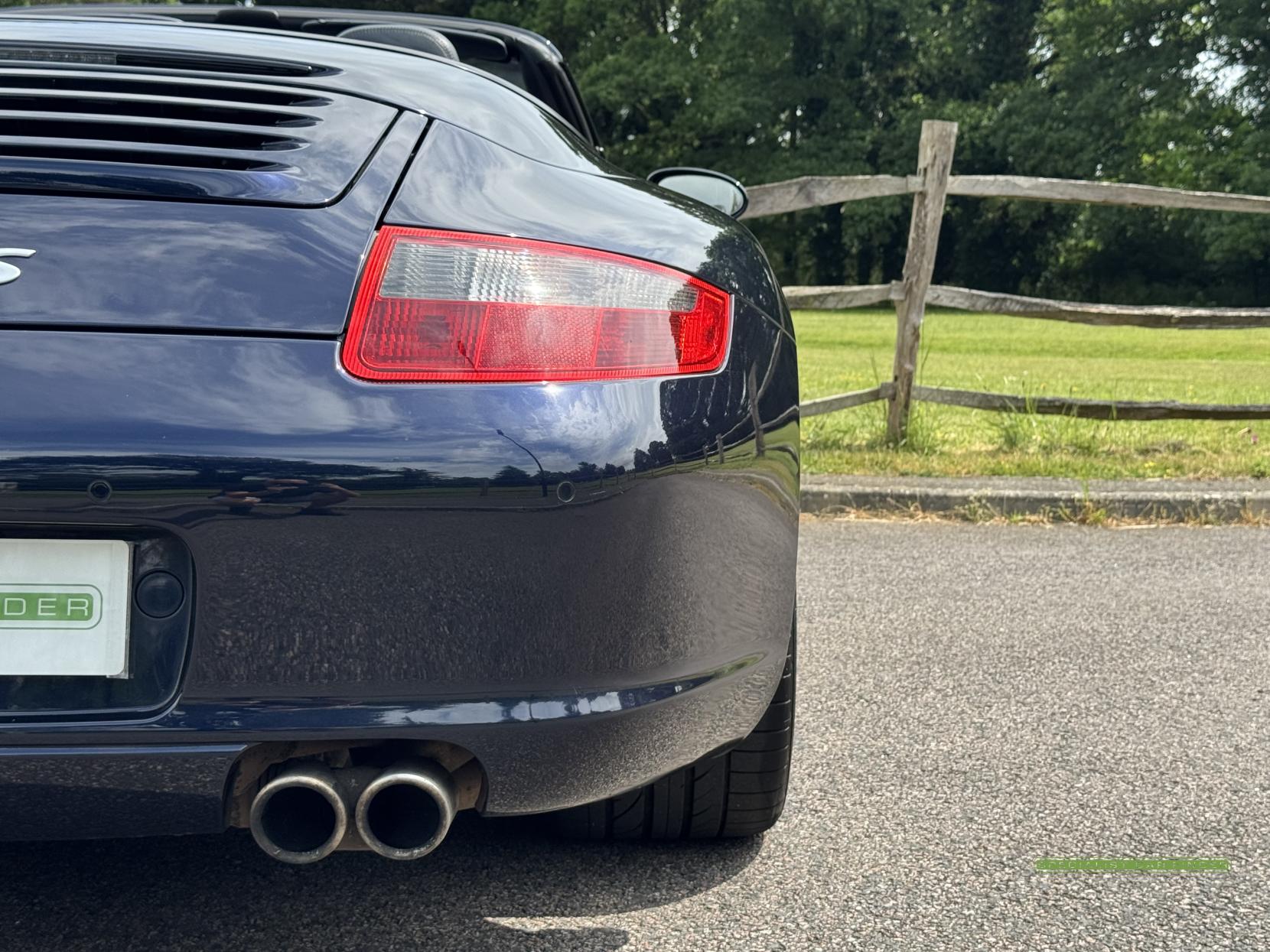 Porsche 911 3.8 997 Carrera S Cabriolet 2dr Petrol Manual (280 g/km, 350 bhp)
