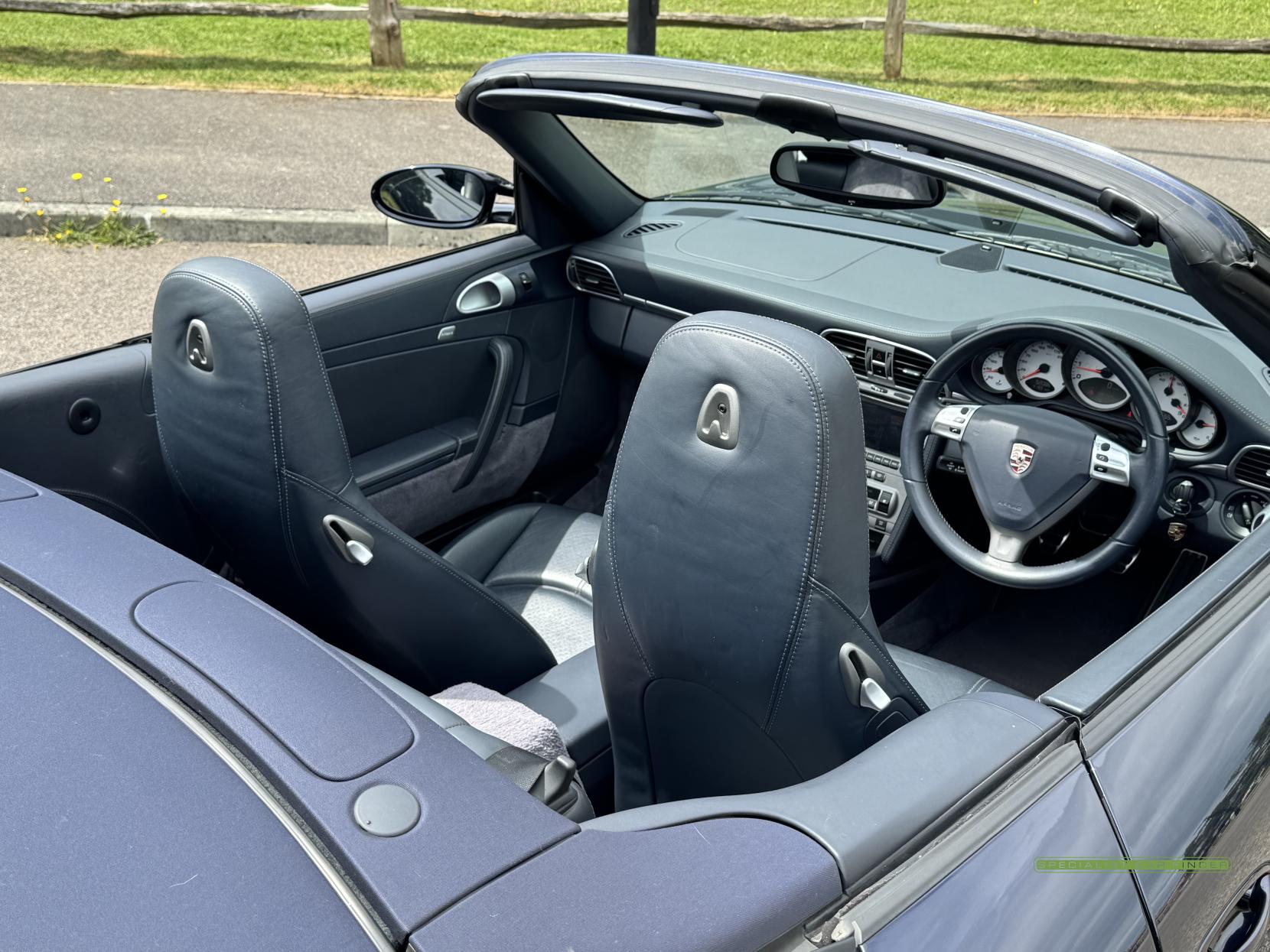 Porsche 911 3.8 997 Carrera S Cabriolet 2dr Petrol Manual (280 g/km, 350 bhp)