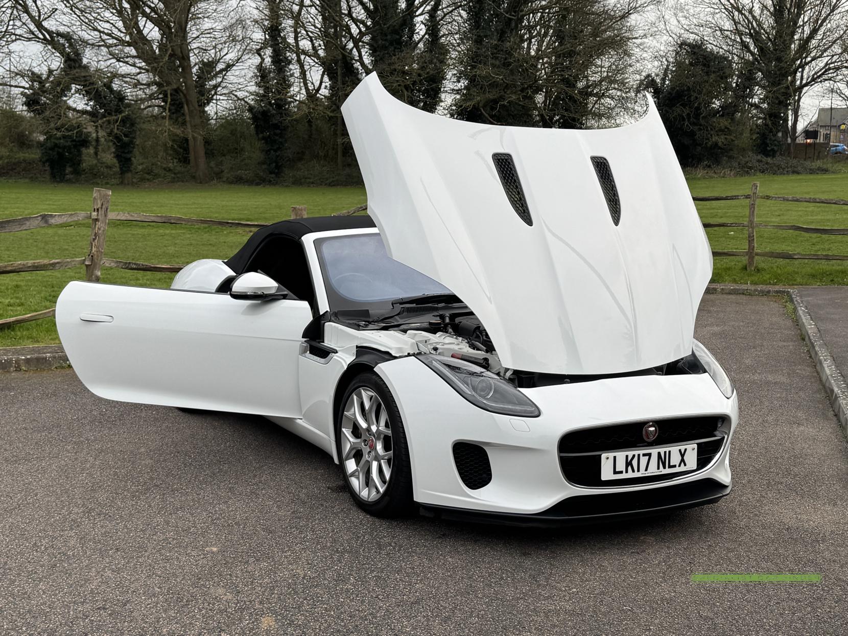 Jaguar F-Type 3.0 V6 Convertible 2dr Petrol Auto Euro 6 (s/s) (340 ps)