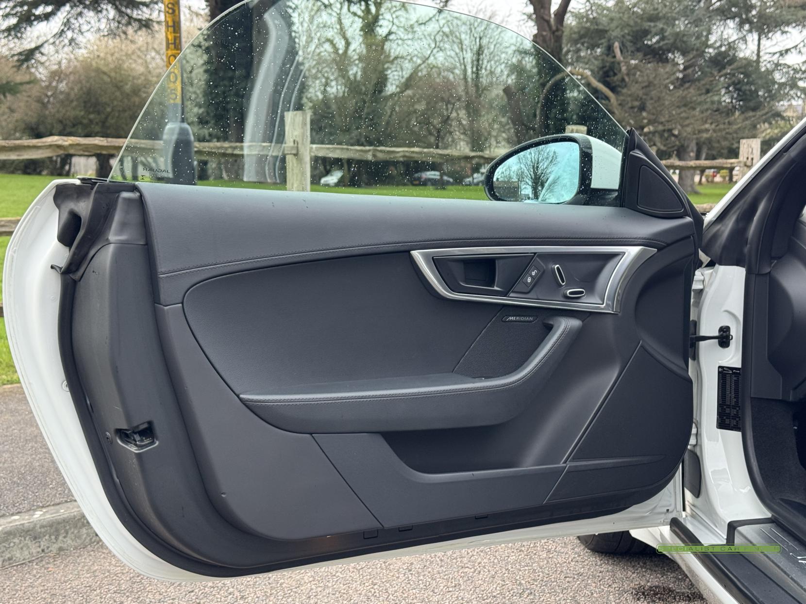 Jaguar F-Type 3.0 V6 Convertible 2dr Petrol Auto Euro 6 (s/s) (340 ps)