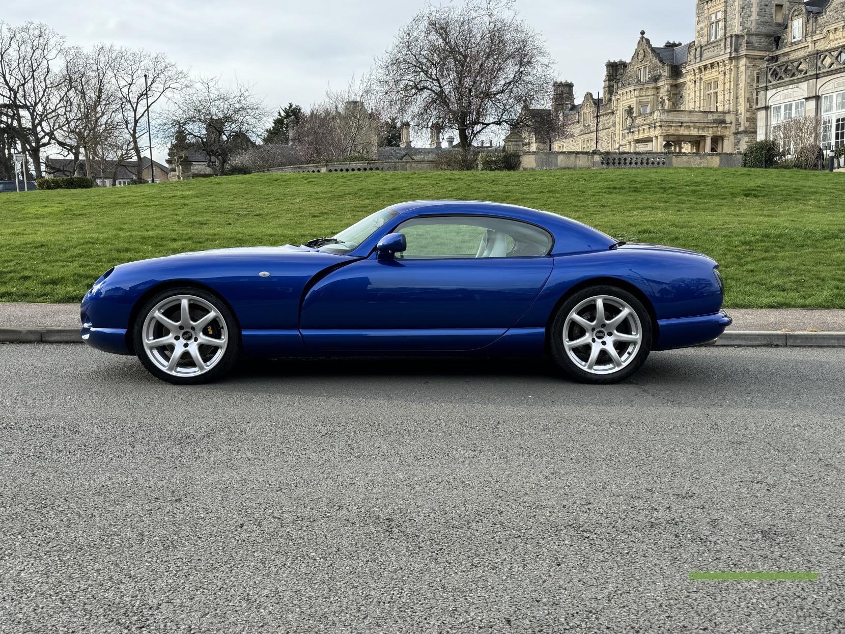 TVR Cerbera 4.0 Speed Six Coupe 2dr Petrol Manual (372 g/km, 350 bhp)