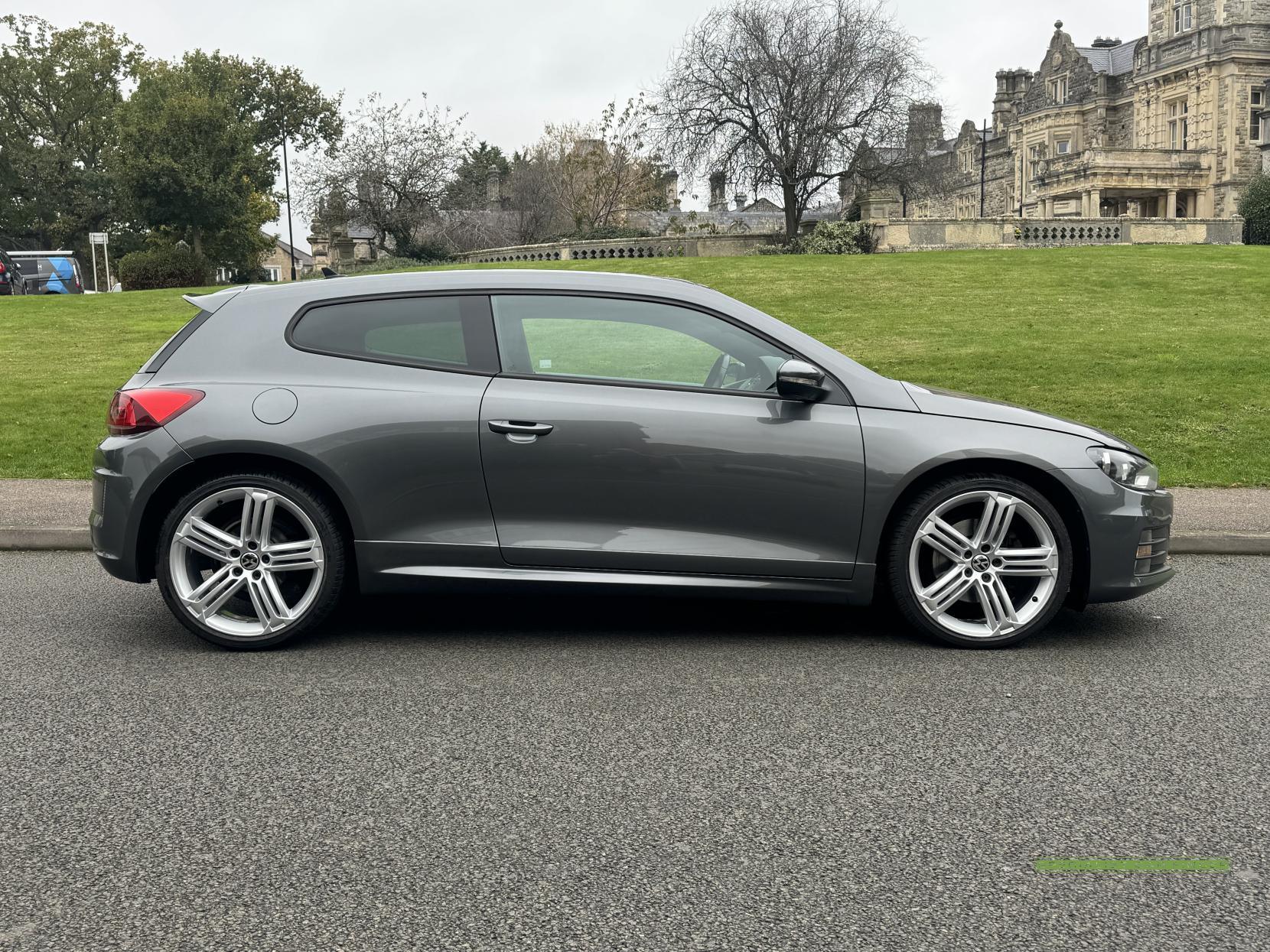 Volkswagen Scirocco 2.0 TSI R-Line Hatchback 3dr Petrol DSG Euro 6 (s/s) (180 ps)