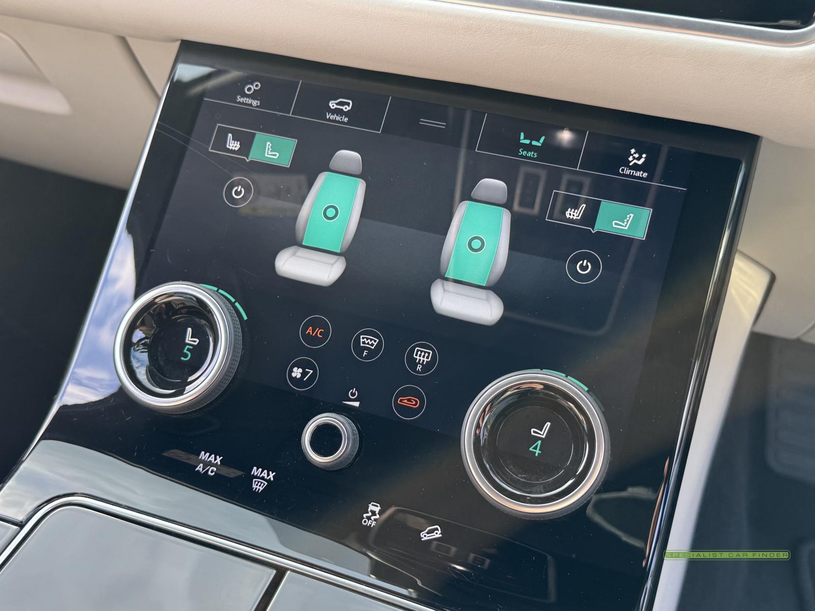 Land Rover Range Rover Velar 2.0 D240 R-Dynamic HSE SUV 5dr Diesel Auto 4WD Euro 6 (s/s) (240 ps)