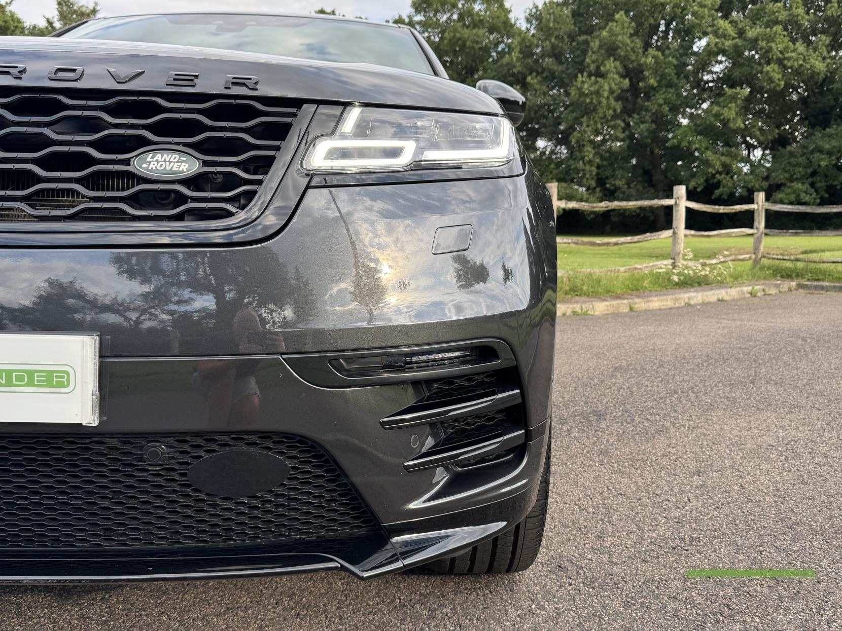Land Rover Range Rover Velar 2.0 D240 R-Dynamic HSE SUV 5dr Diesel Auto 4WD Euro 6 (s/s) (240 ps)