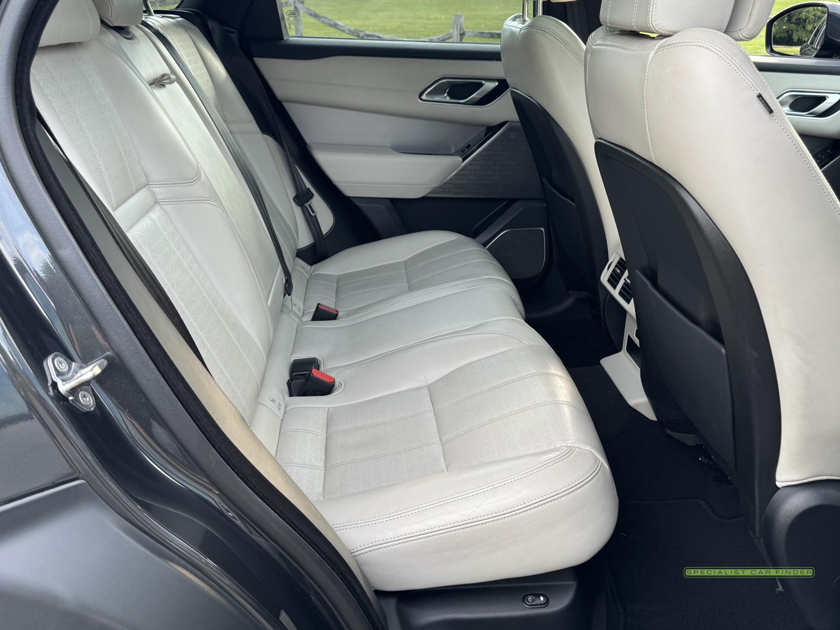 Land Rover Range Rover Velar 2.0 D240 R-Dynamic HSE SUV 5dr Diesel Auto 4WD Euro 6 (s/s) (240 ps)