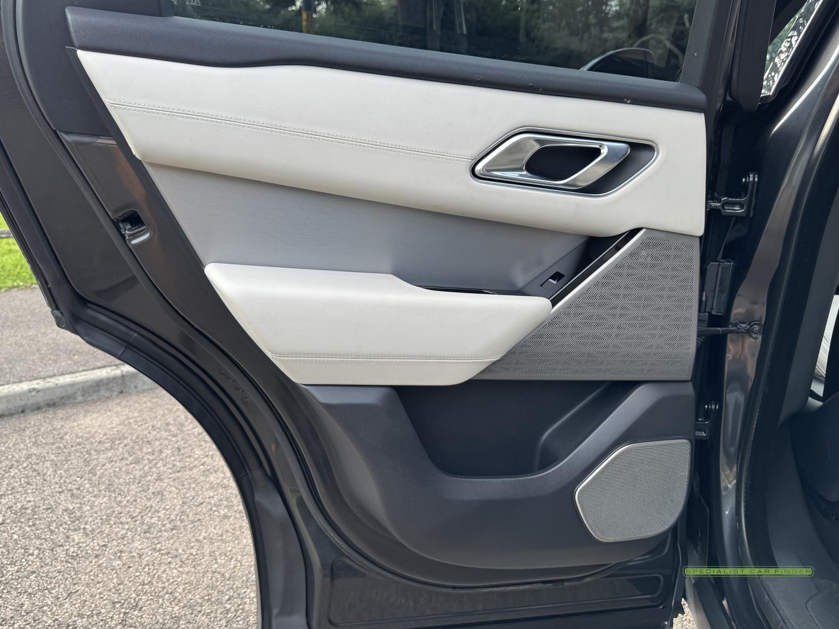 Land Rover Range Rover Velar 2.0 D240 R-Dynamic HSE SUV 5dr Diesel Auto 4WD Euro 6 (s/s) (240 ps)