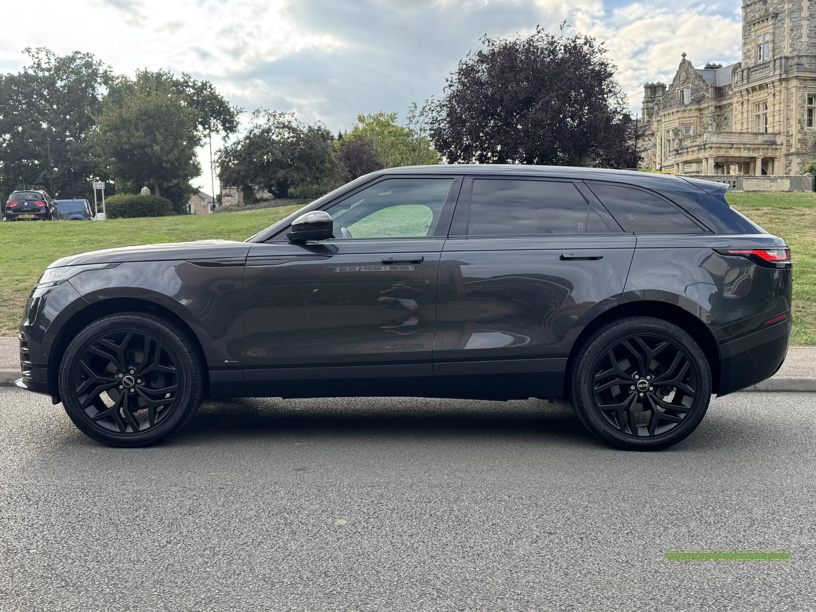 Land Rover Range Rover Velar 2.0 D240 R-Dynamic HSE SUV 5dr Diesel Auto 4WD Euro 6 (s/s) (240 ps)