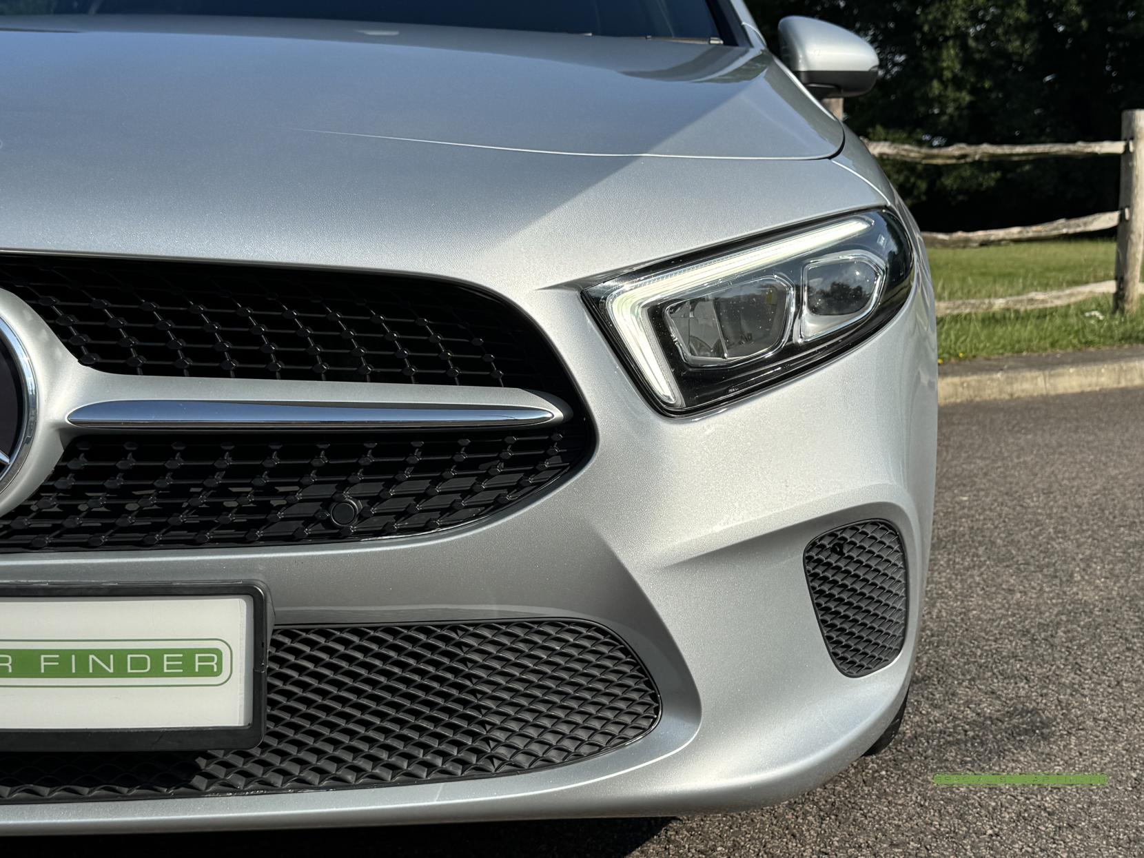 Mercedes-Benz A Class 1.5 A180d Sport Hatchback 5dr Diesel 7G-DCT Euro 6 (s/s) (116 ps)