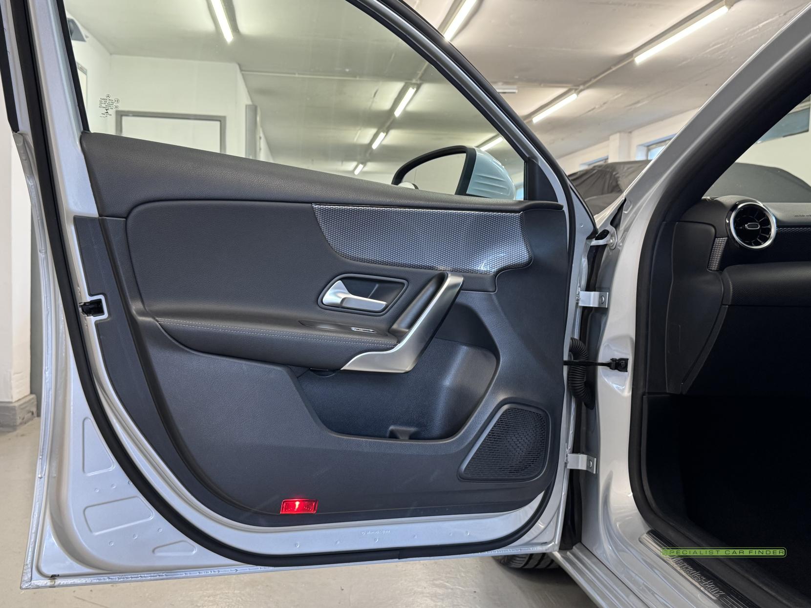 Mercedes-Benz A Class 1.5 A180d Sport Hatchback 5dr Diesel 7G-DCT Euro 6 (s/s) (116 ps)